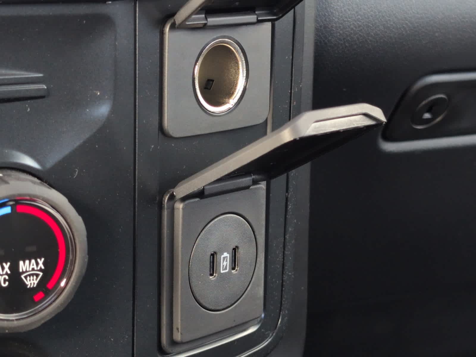 new 2025 Ford F-150 car, priced at $53,770