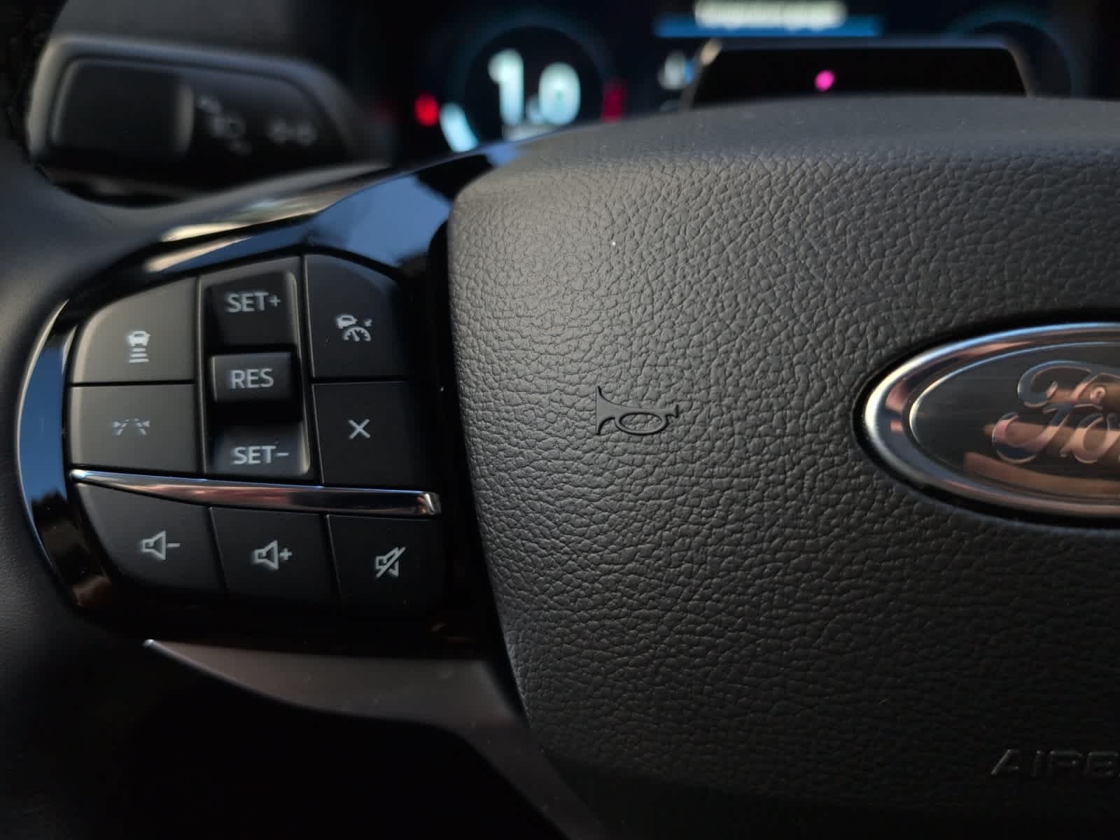 new 2025 Ford Explorer car, priced at $62,040