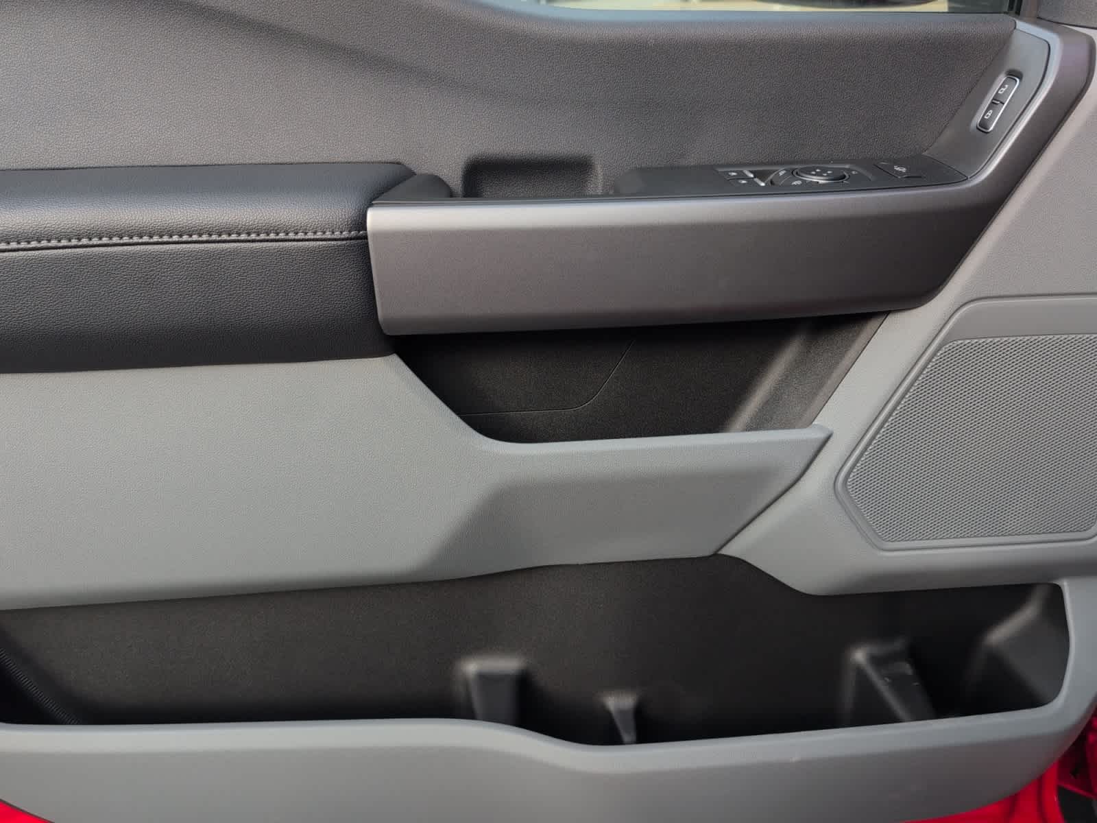 new 2026 Ford Super Duty F-350 SRW car, priced at $69,910