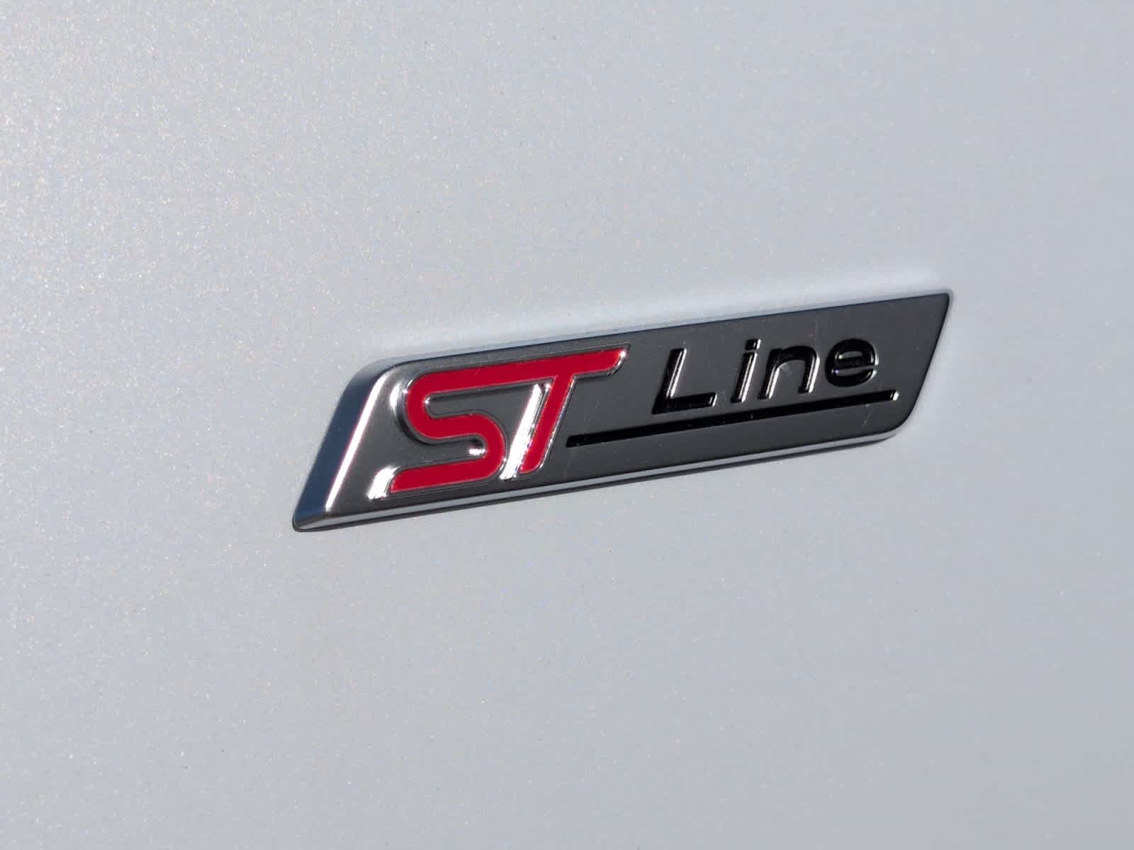 new 2025 Ford Escape car, priced at $35,136