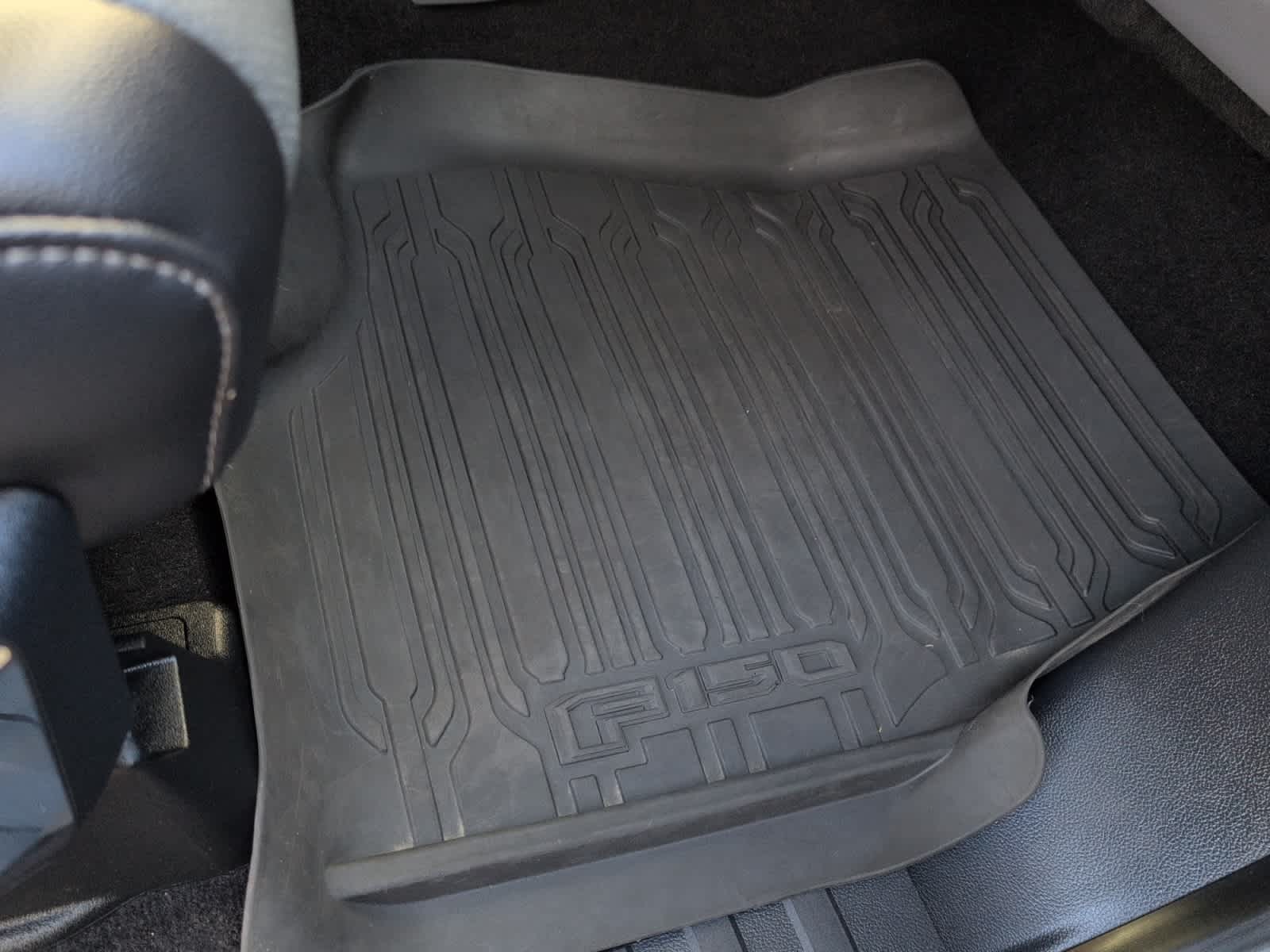 used 2021 Ford F-150 car, priced at $38,997