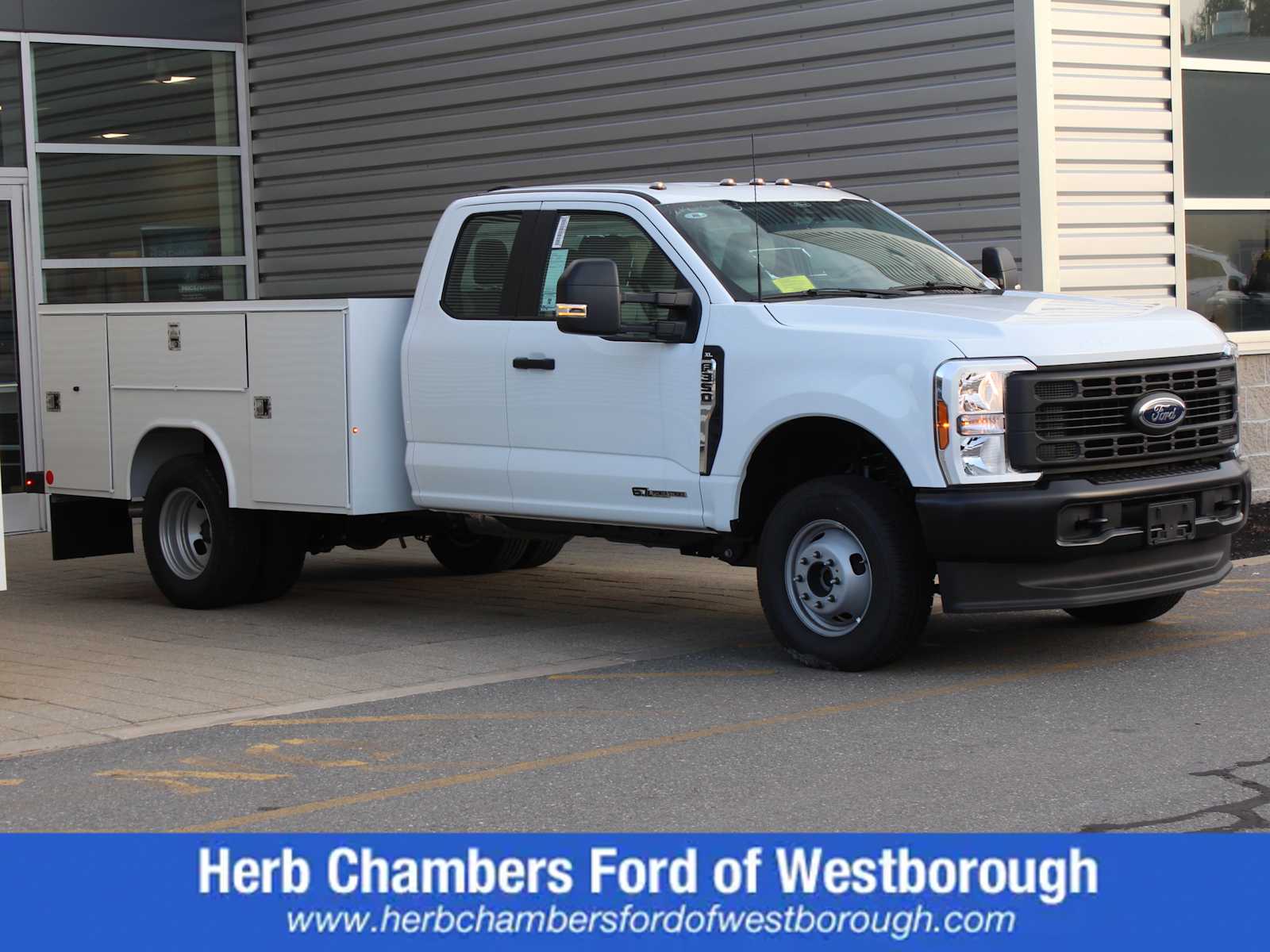 new 2024 Ford Super Duty F-350 DRW car, priced at $88,998