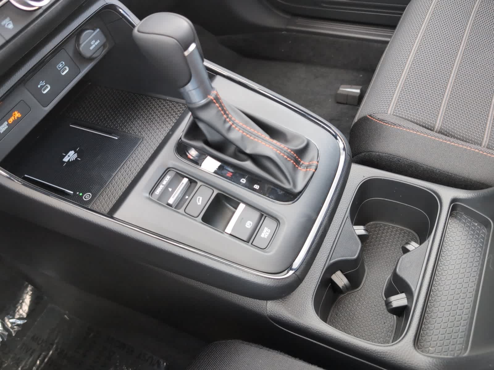 new 2026 Honda CR-V Hybrid car, priced at $40,650