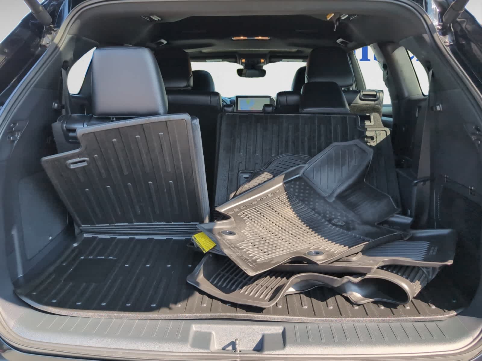 used 2024 Toyota Highlander car, priced at $40,998