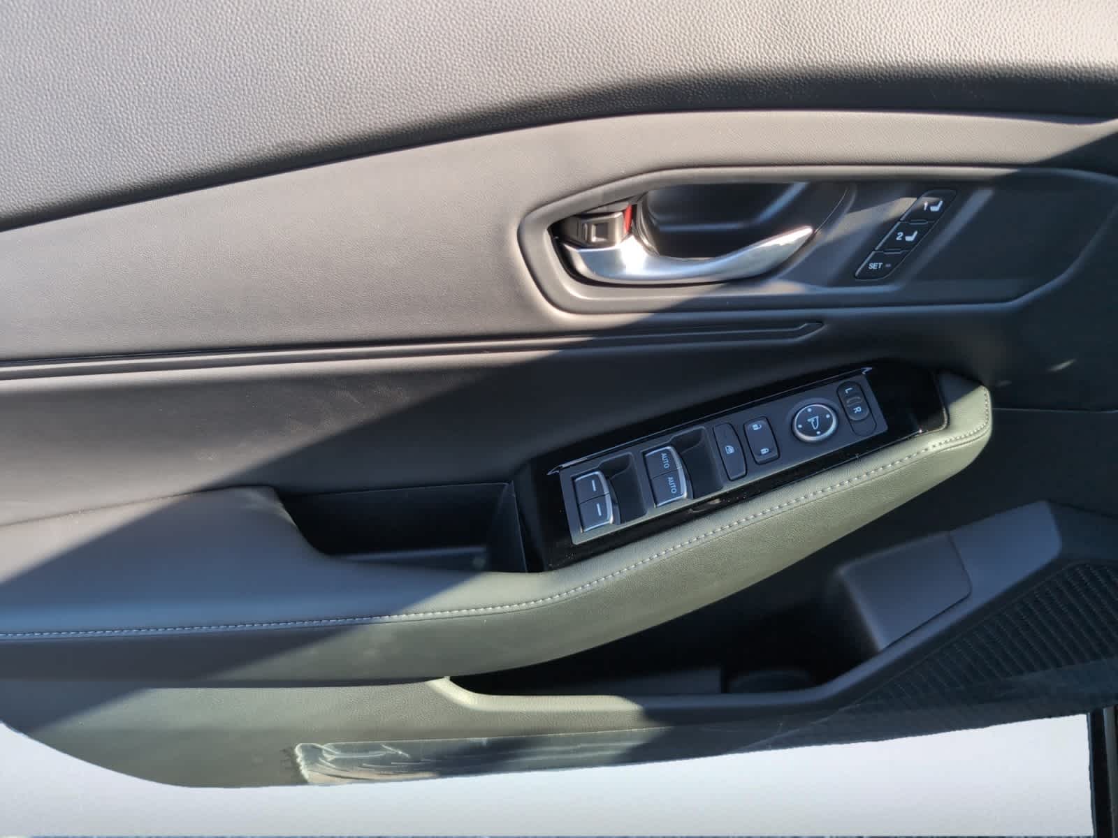 new 2025 Honda Accord Hybrid car, priced at $40,950