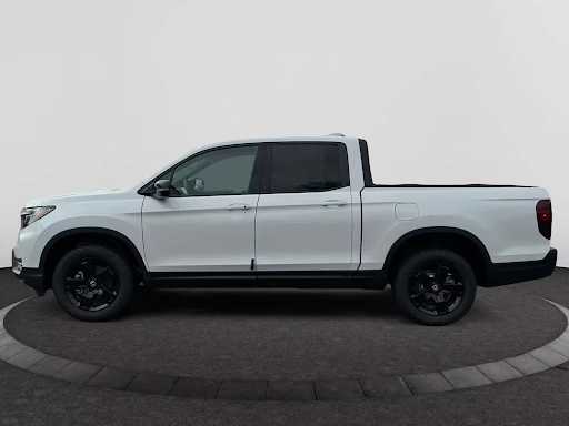 new 2025 Honda Ridgeline car, priced at $48,655