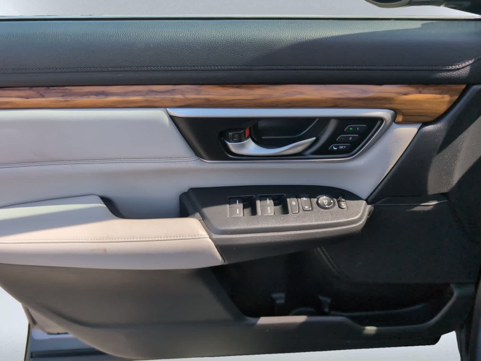 used 2018 Honda CR-V car, priced at $22,998
