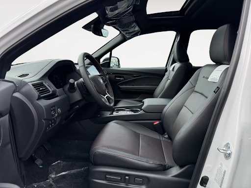 new 2025 Honda Ridgeline car, priced at $48,655