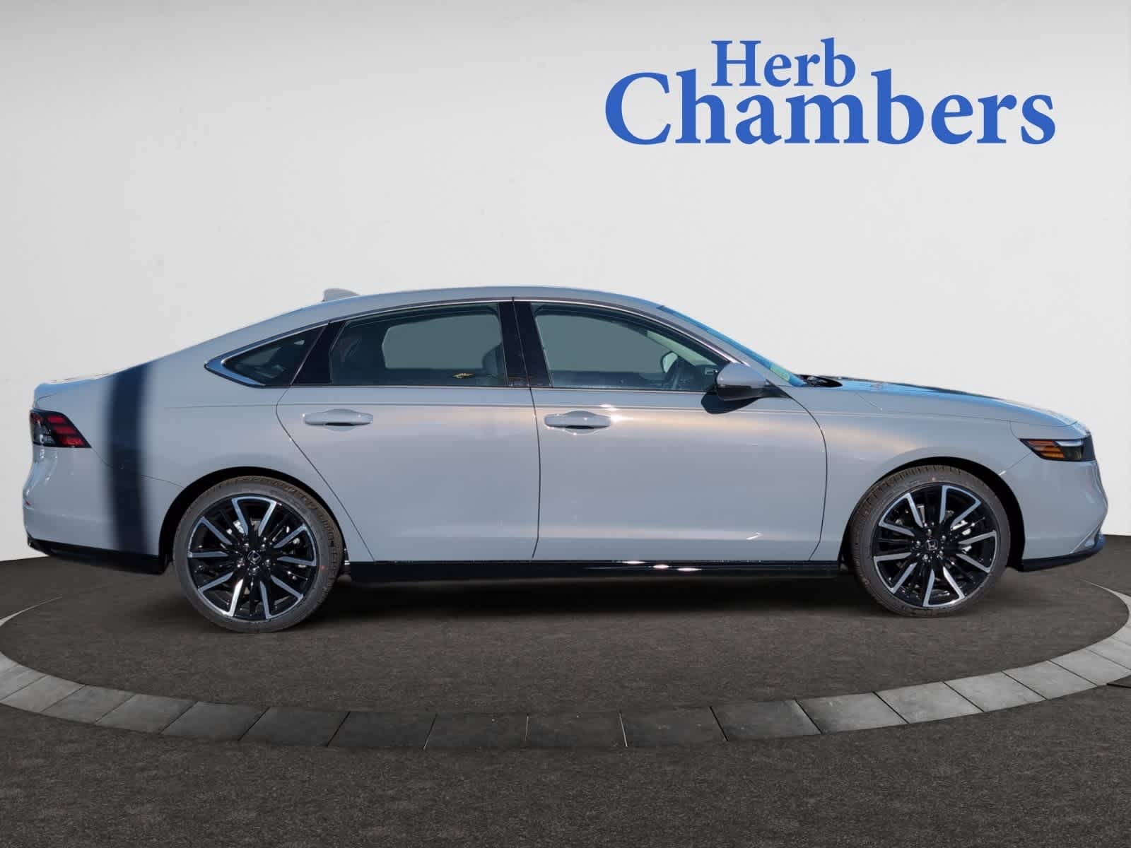 new 2025 Honda Accord Hybrid car, priced at $40,950