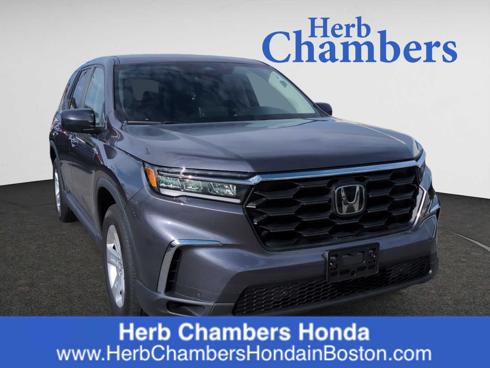 used 2023 Honda Pilot car, priced at $34,498