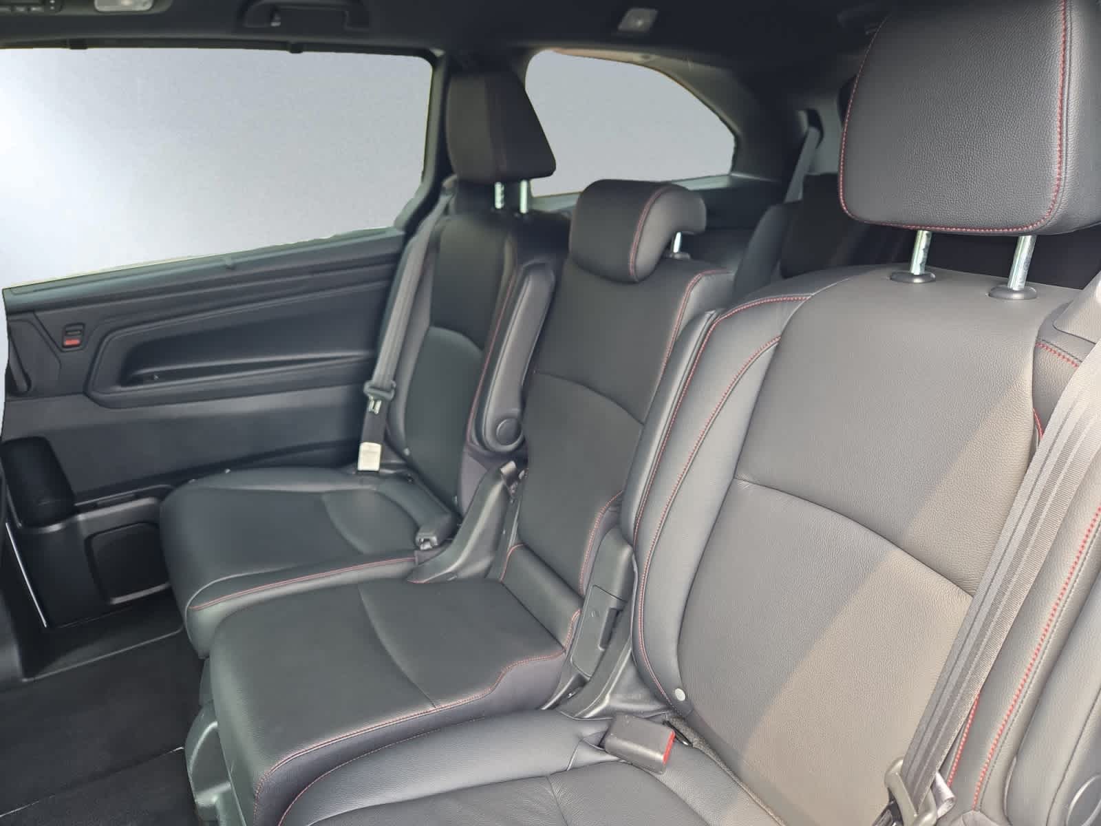 used 2023 Honda Odyssey car, priced at $36,497