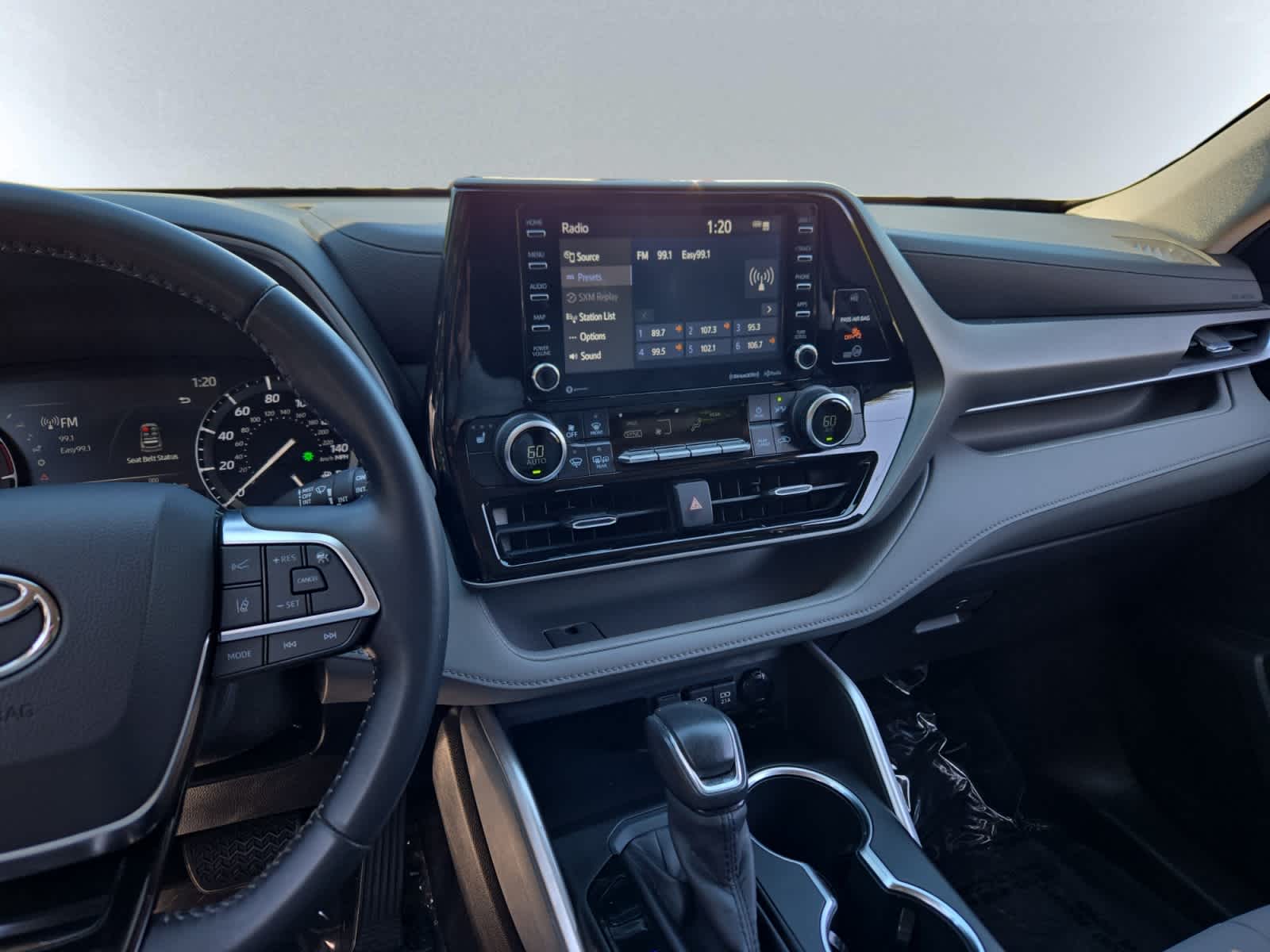 used 2020 Toyota Highlander car, priced at $32,998