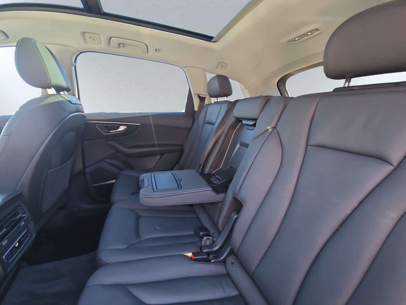 used 2022 Audi Q7 car, priced at $36,998