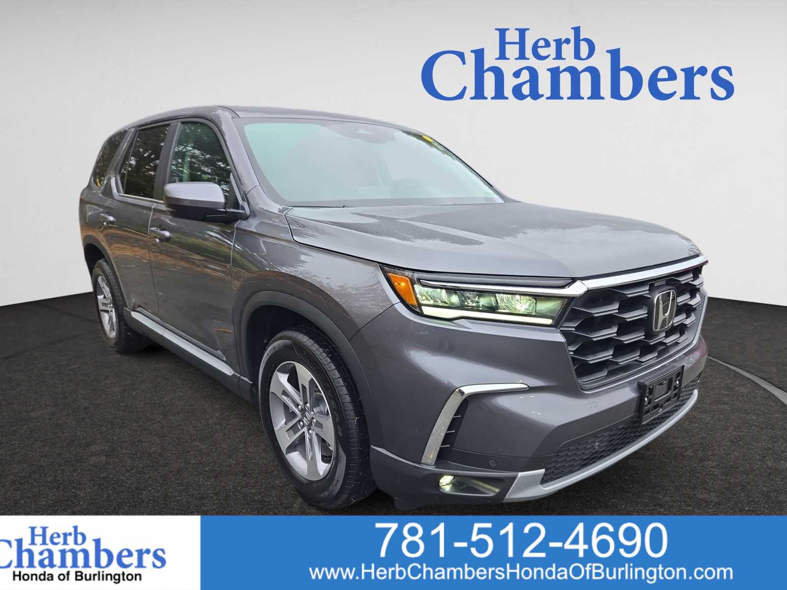 used 2025 Honda Pilot car, priced at $42,998