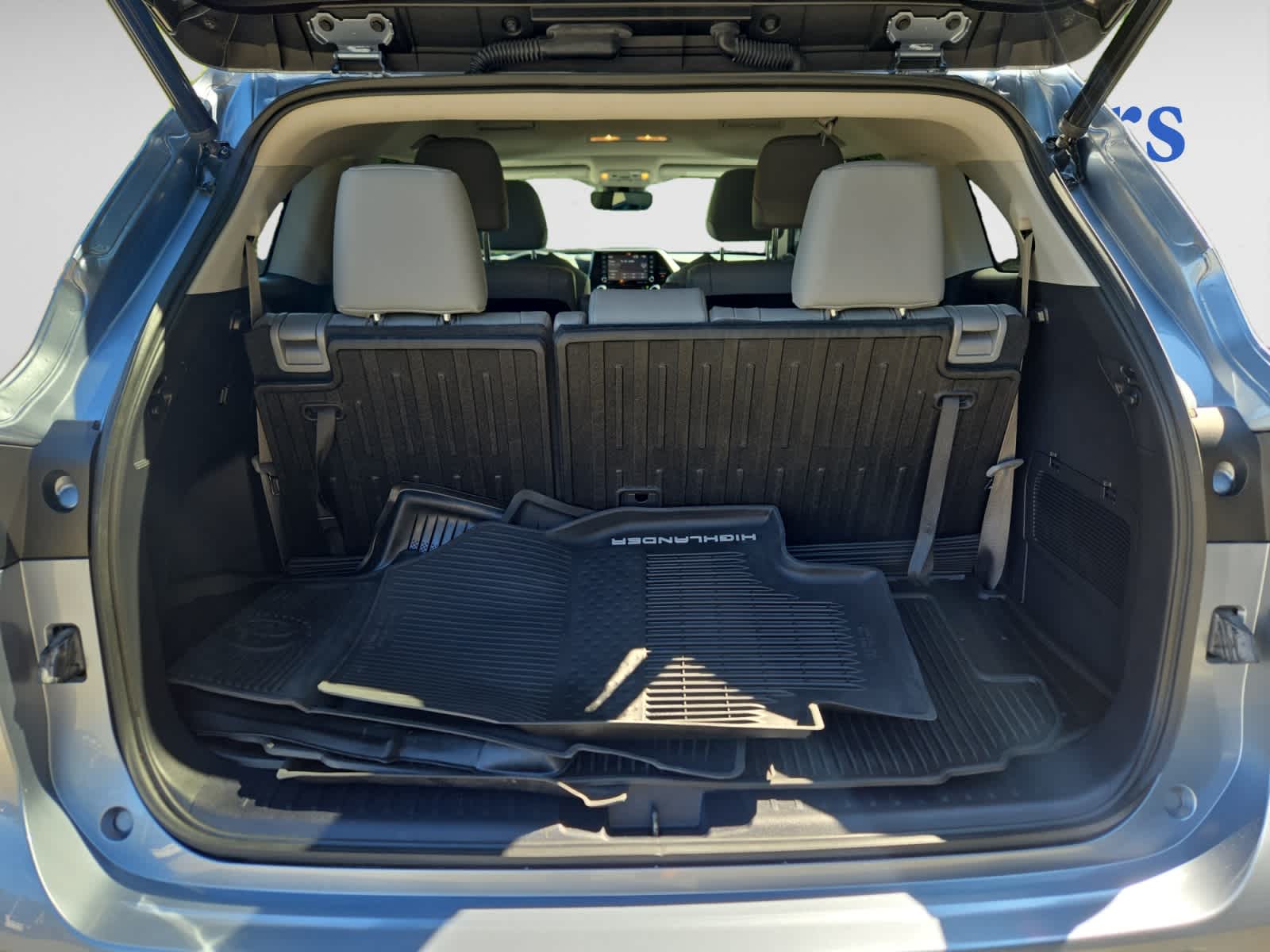 used 2020 Toyota Highlander car, priced at $32,998