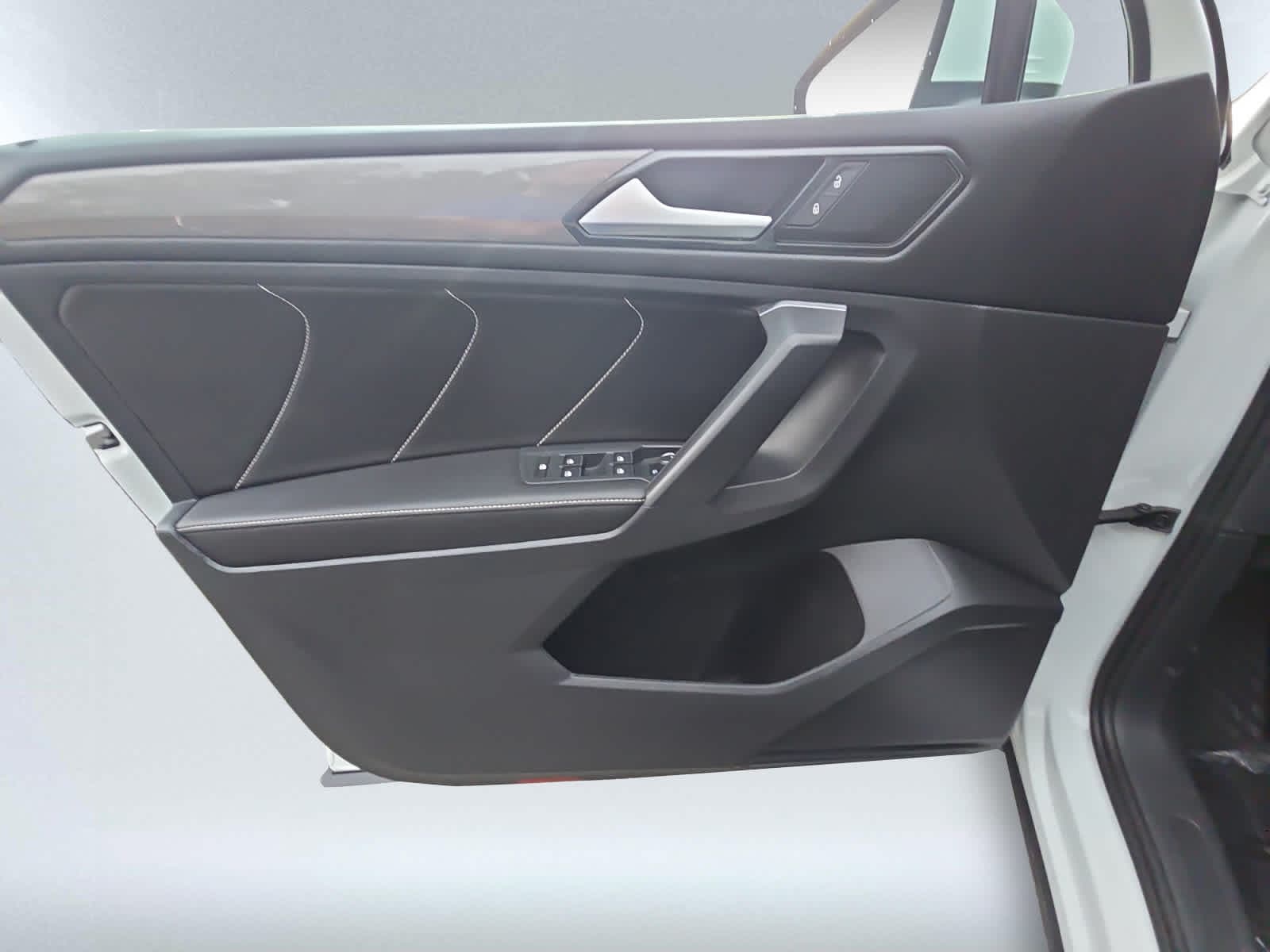 used 2022 Volkswagen Tiguan car, priced at $23,197