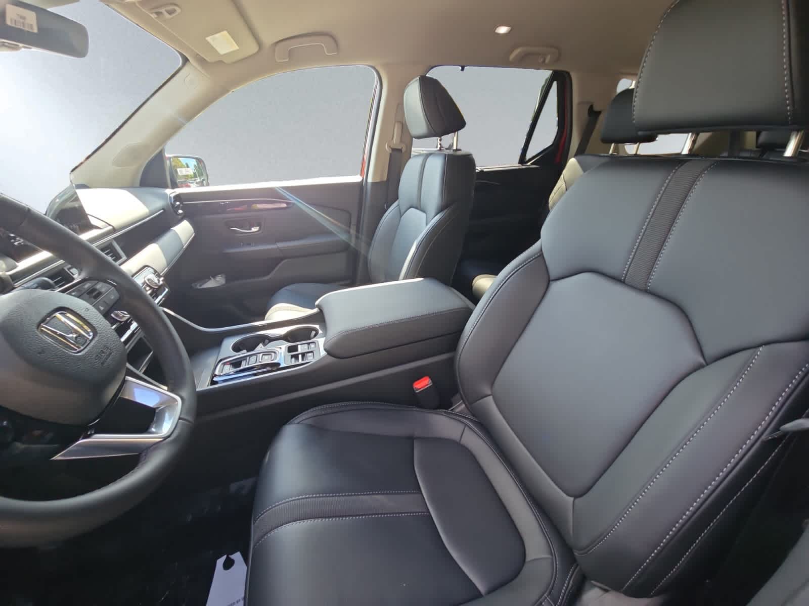 new 2025 Honda Pilot car