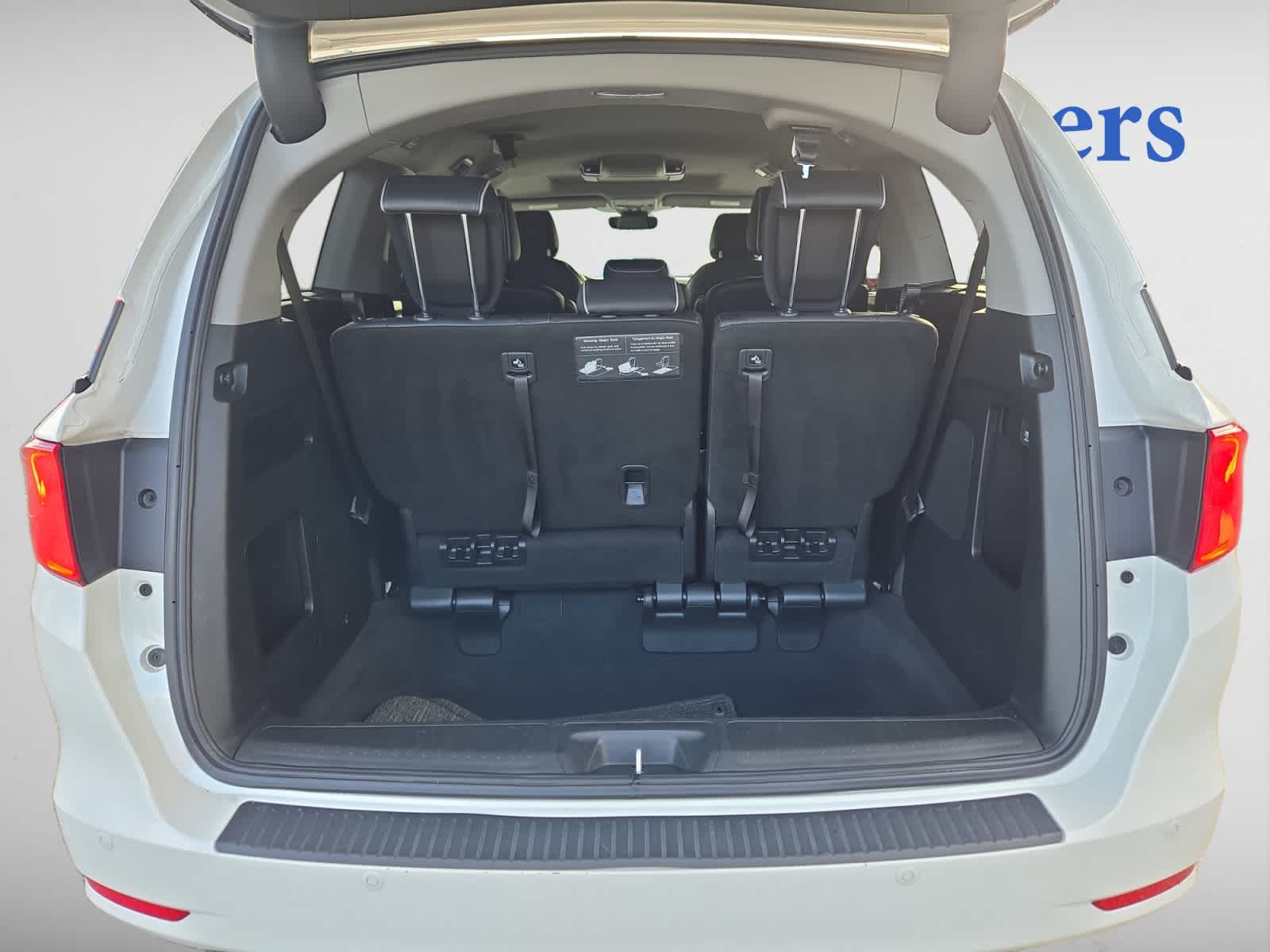 used 2024 Honda Odyssey car, priced at $42,998