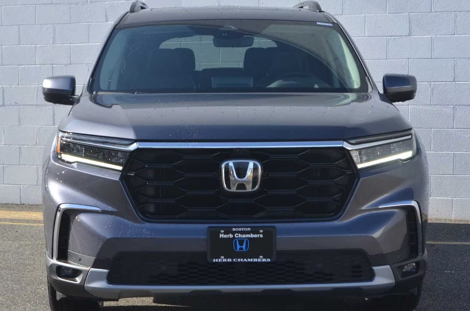 new 2025 Honda Pilot car