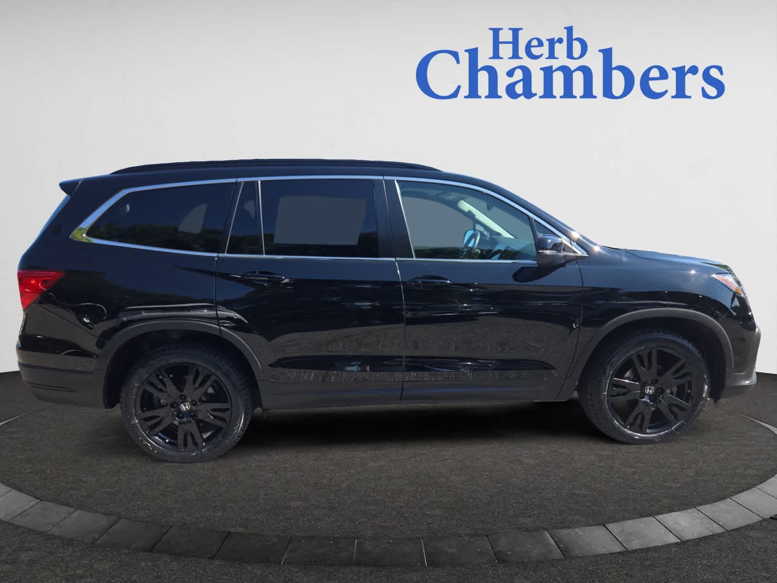 used 2022 Honda Pilot car, priced at $33,498