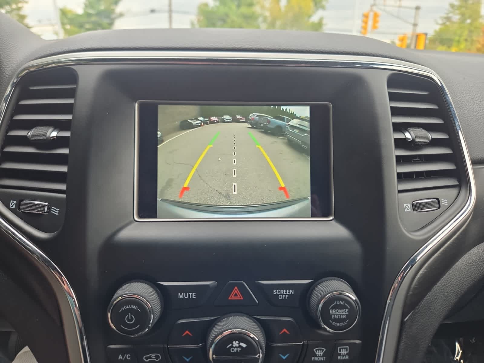 used 2018 Jeep Grand Cherokee car, priced at $18,497