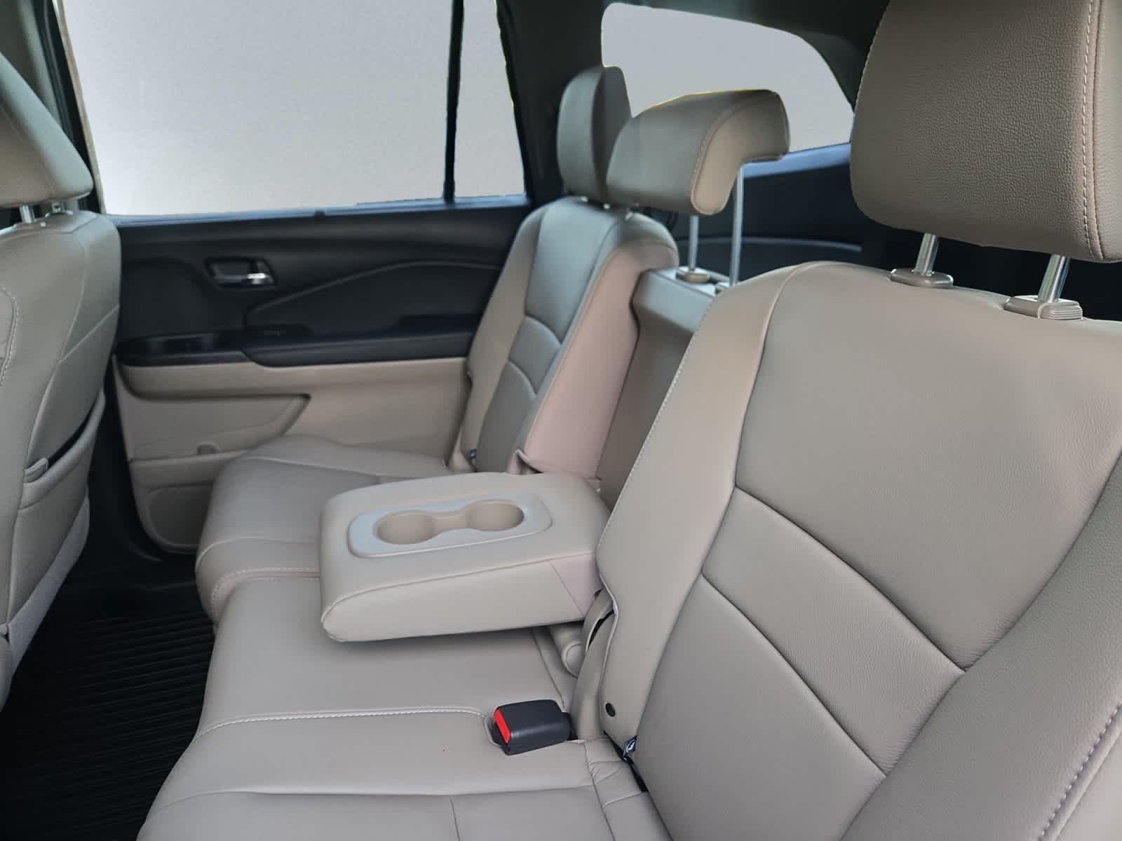 used 2020 Honda Pilot car, priced at $30,497