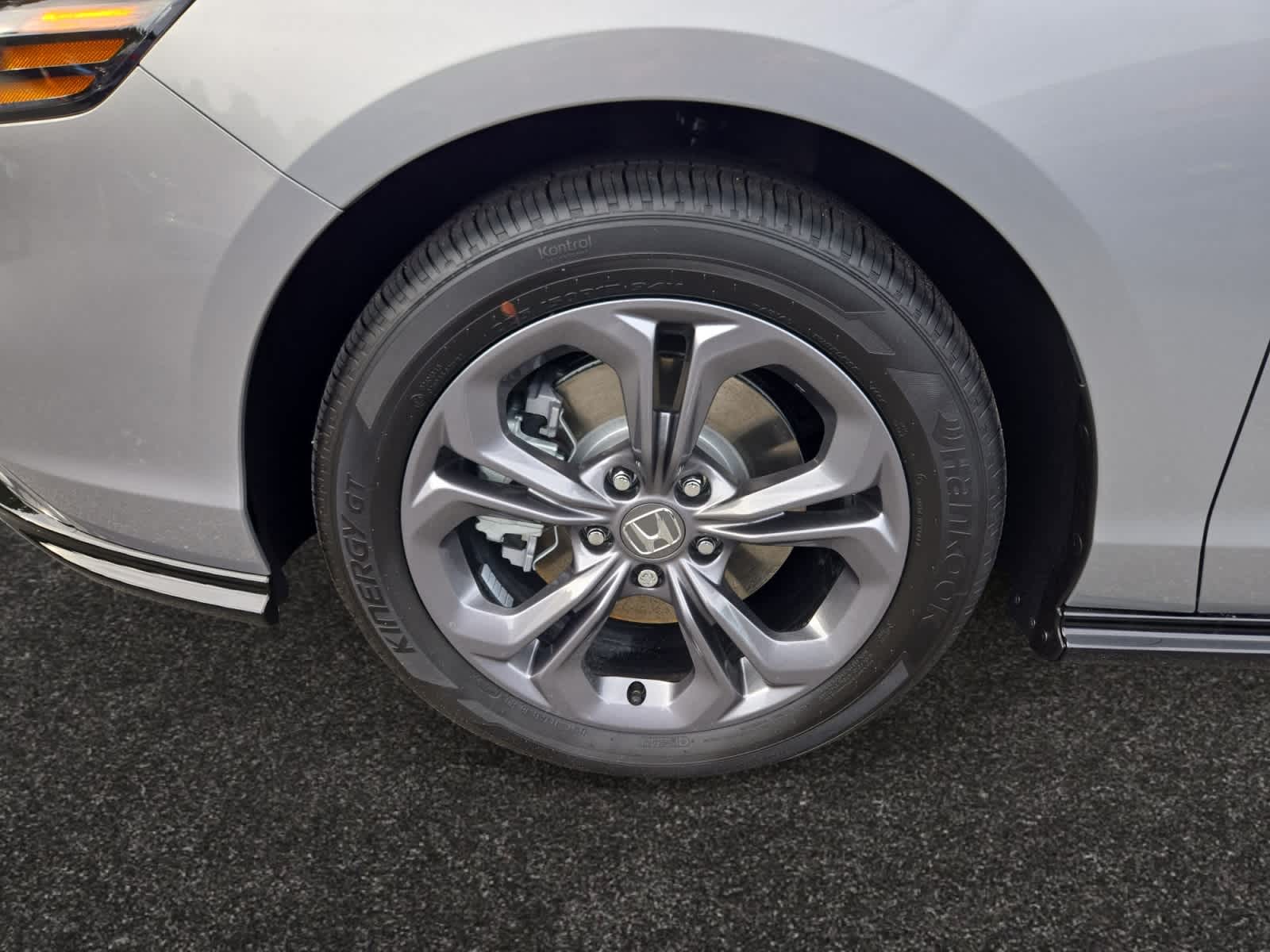 new 2025 Honda Accord Hybrid car