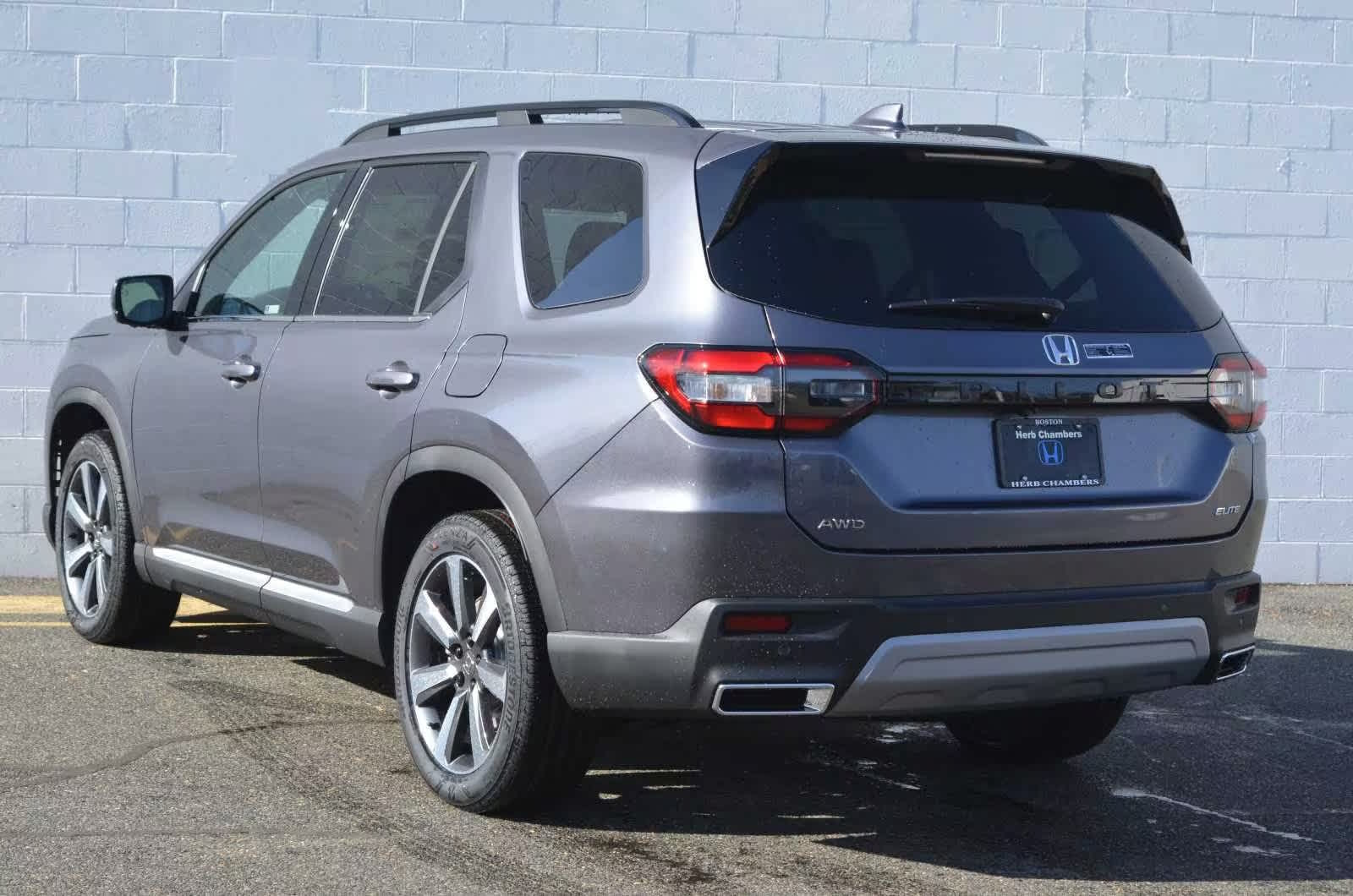 new 2025 Honda Pilot car