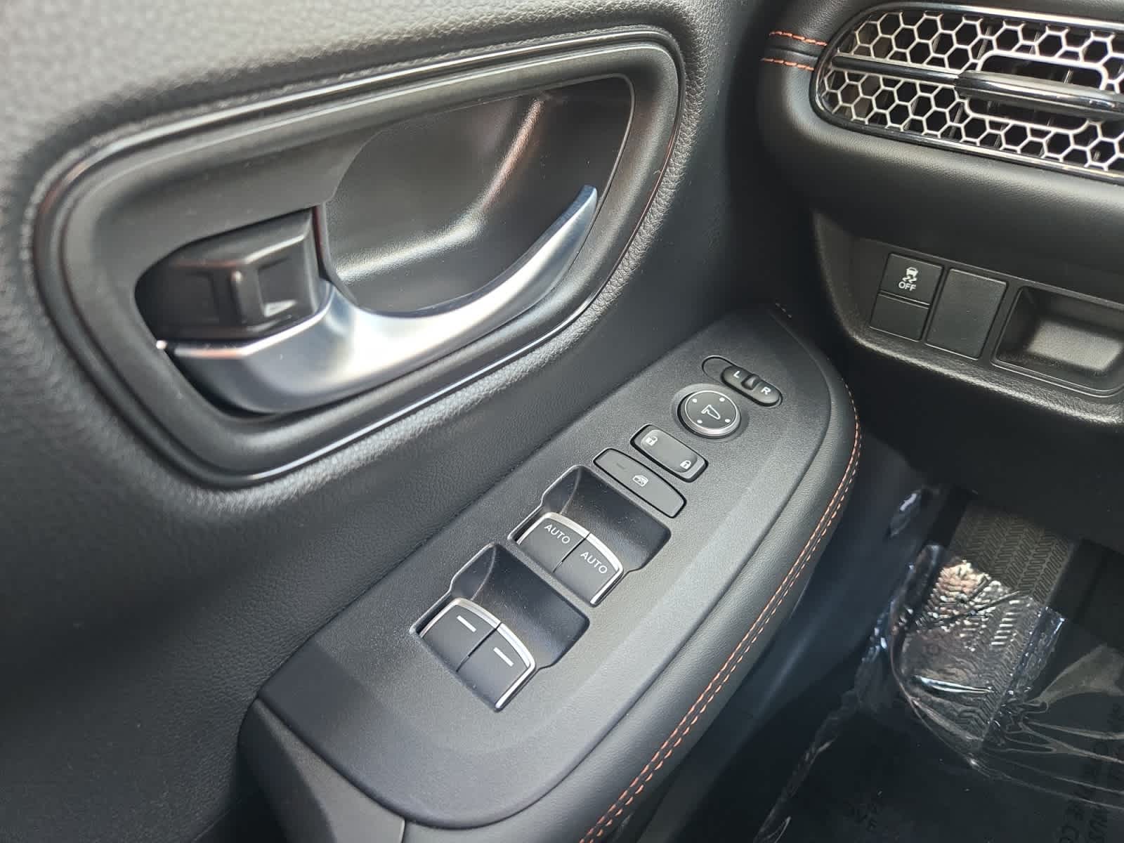 used 2024 Honda HR-V car, priced at $25,498