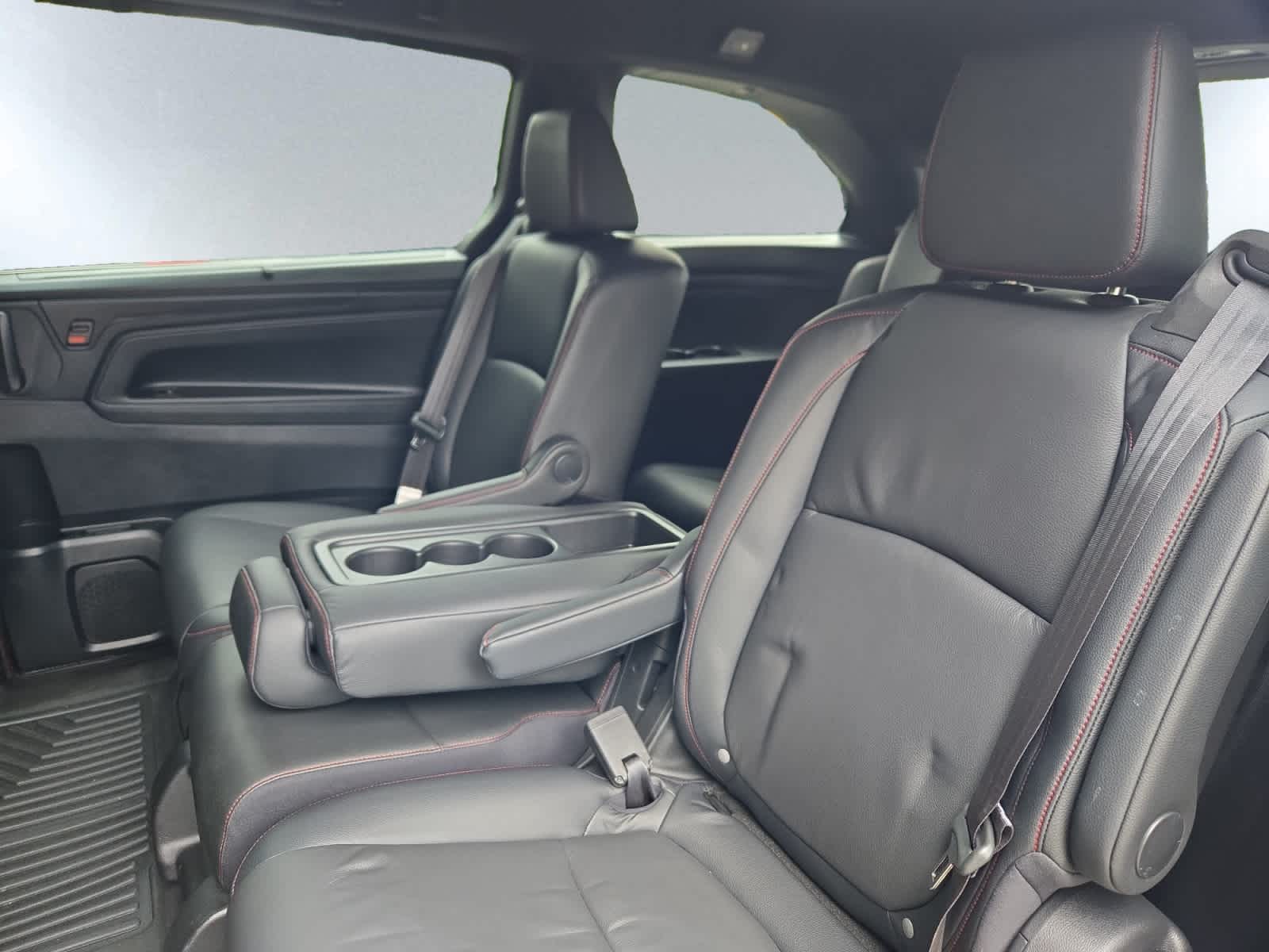 used 2023 Honda Odyssey car, priced at $37,397