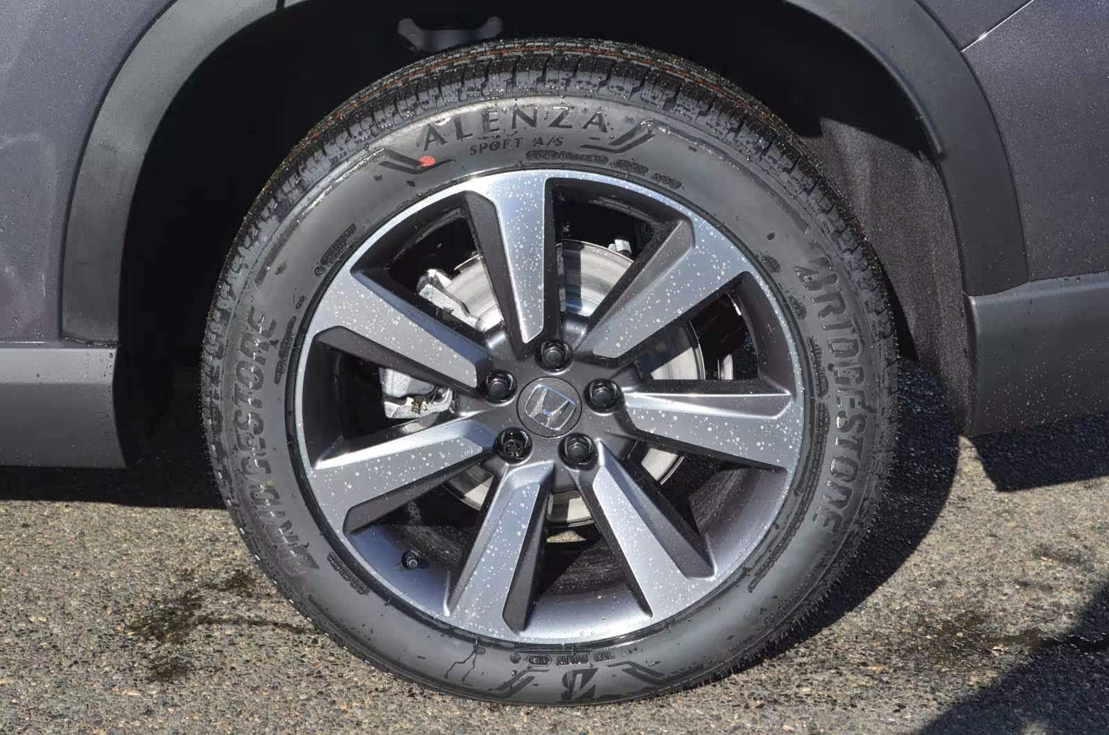 new 2025 Honda Pilot car