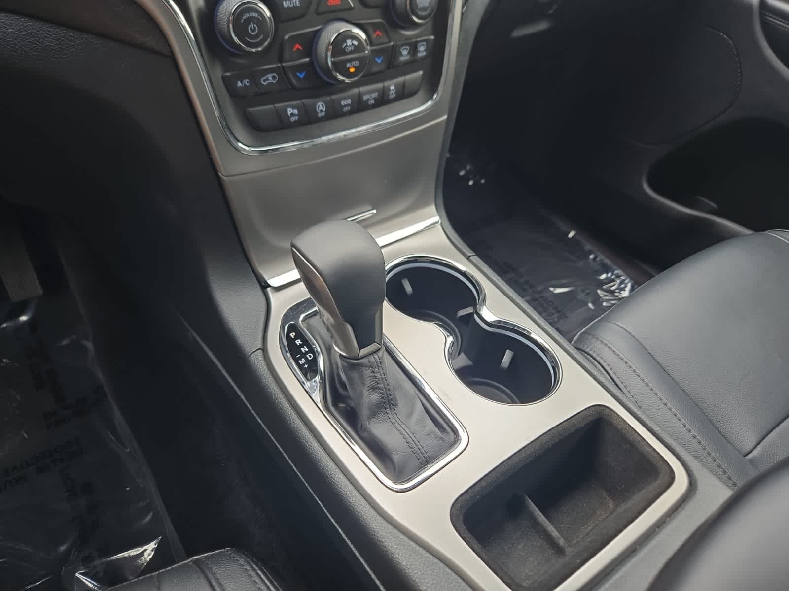 used 2018 Jeep Grand Cherokee car, priced at $18,497