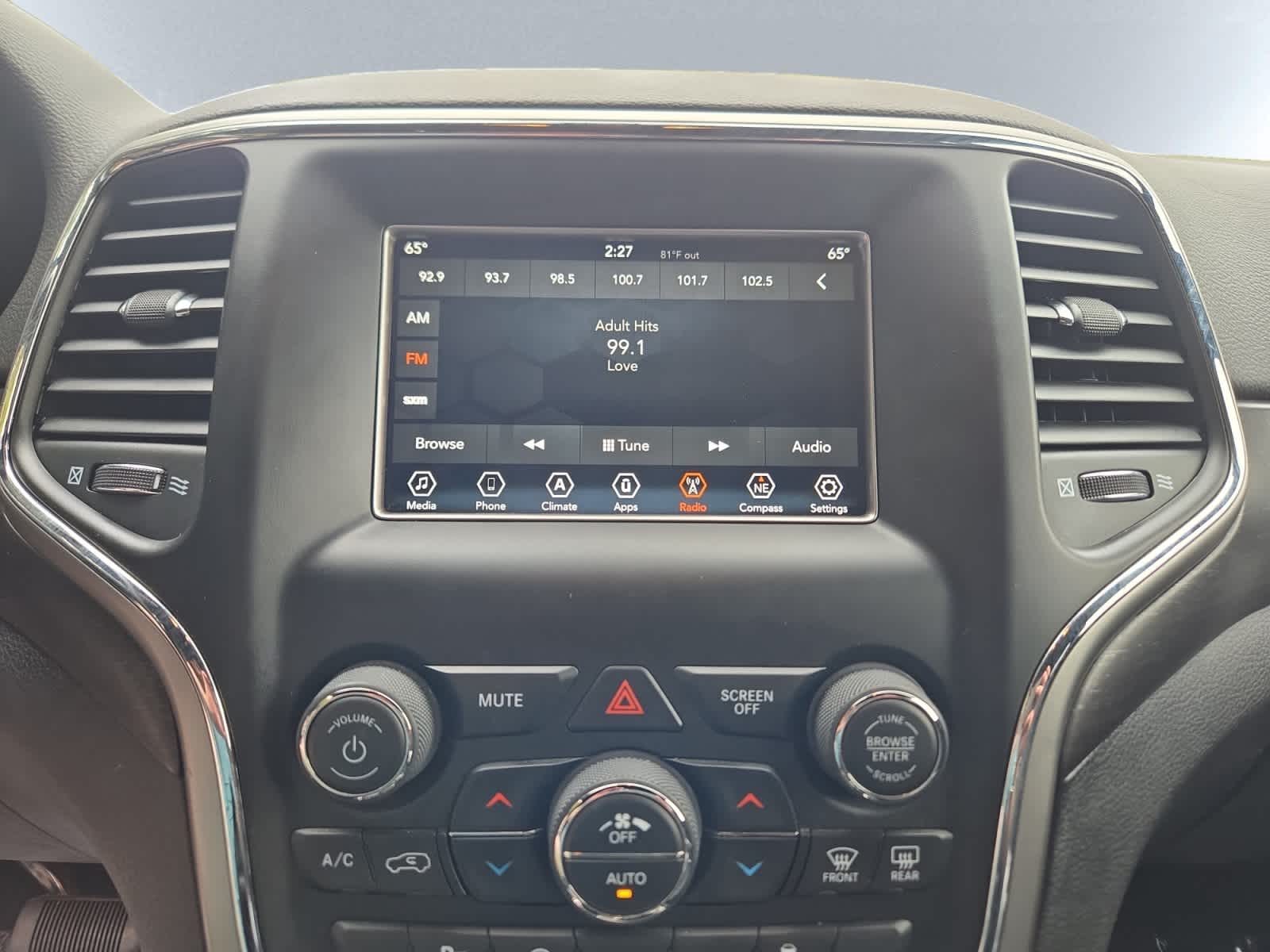 used 2018 Jeep Grand Cherokee car, priced at $18,497