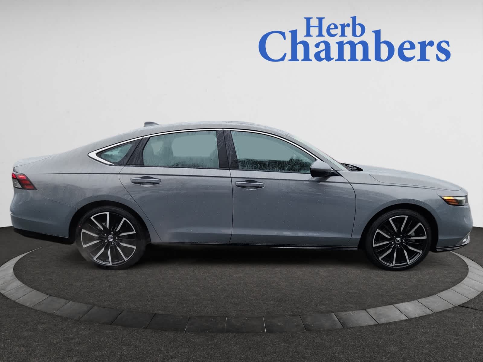 new 2025 Honda Accord Hybrid car