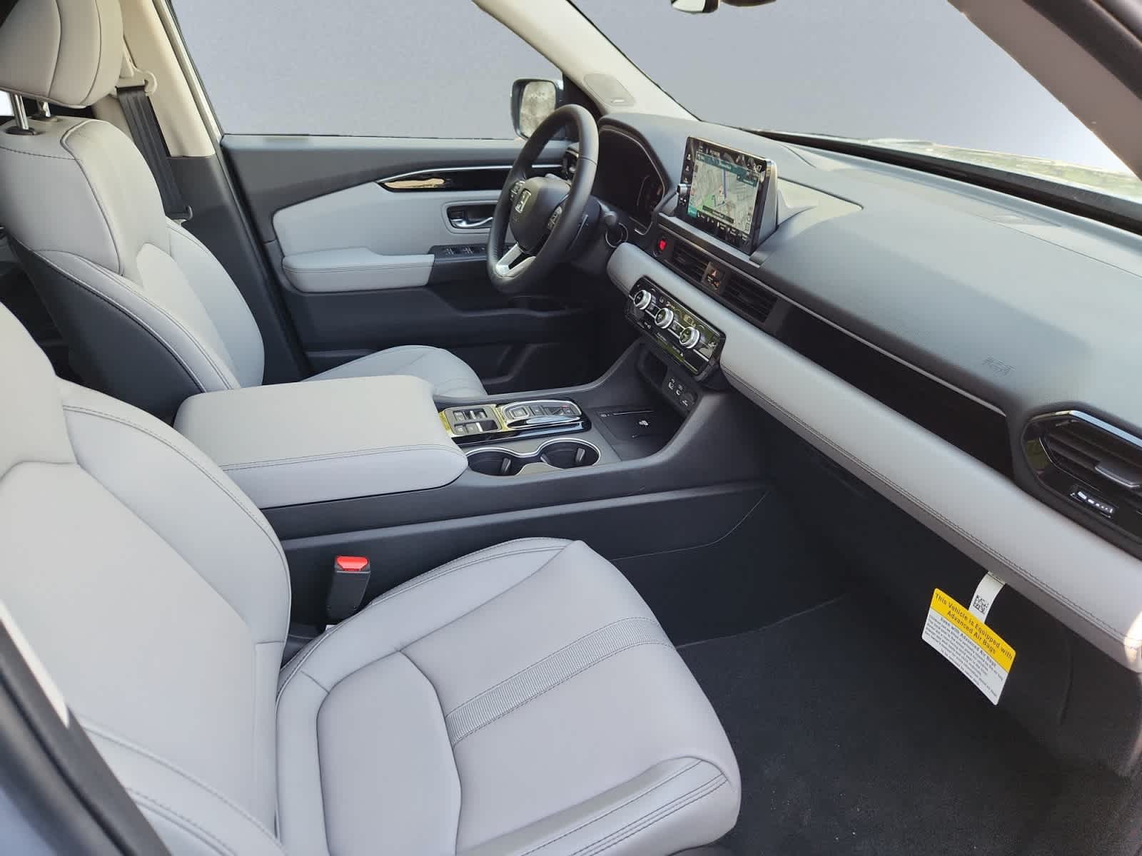 new 2025 Honda Pilot car