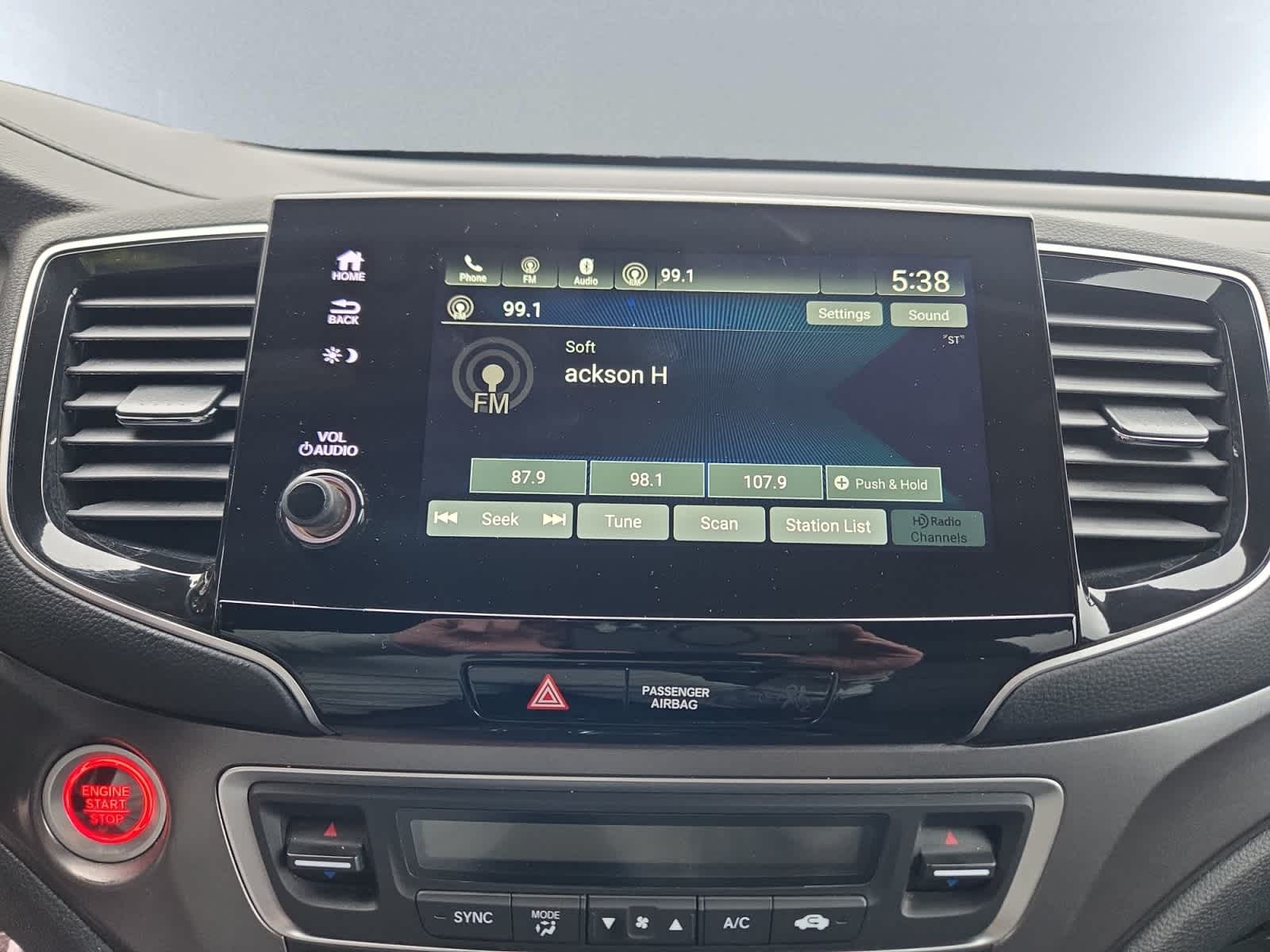 used 2022 Honda Pilot car, priced at $33,497