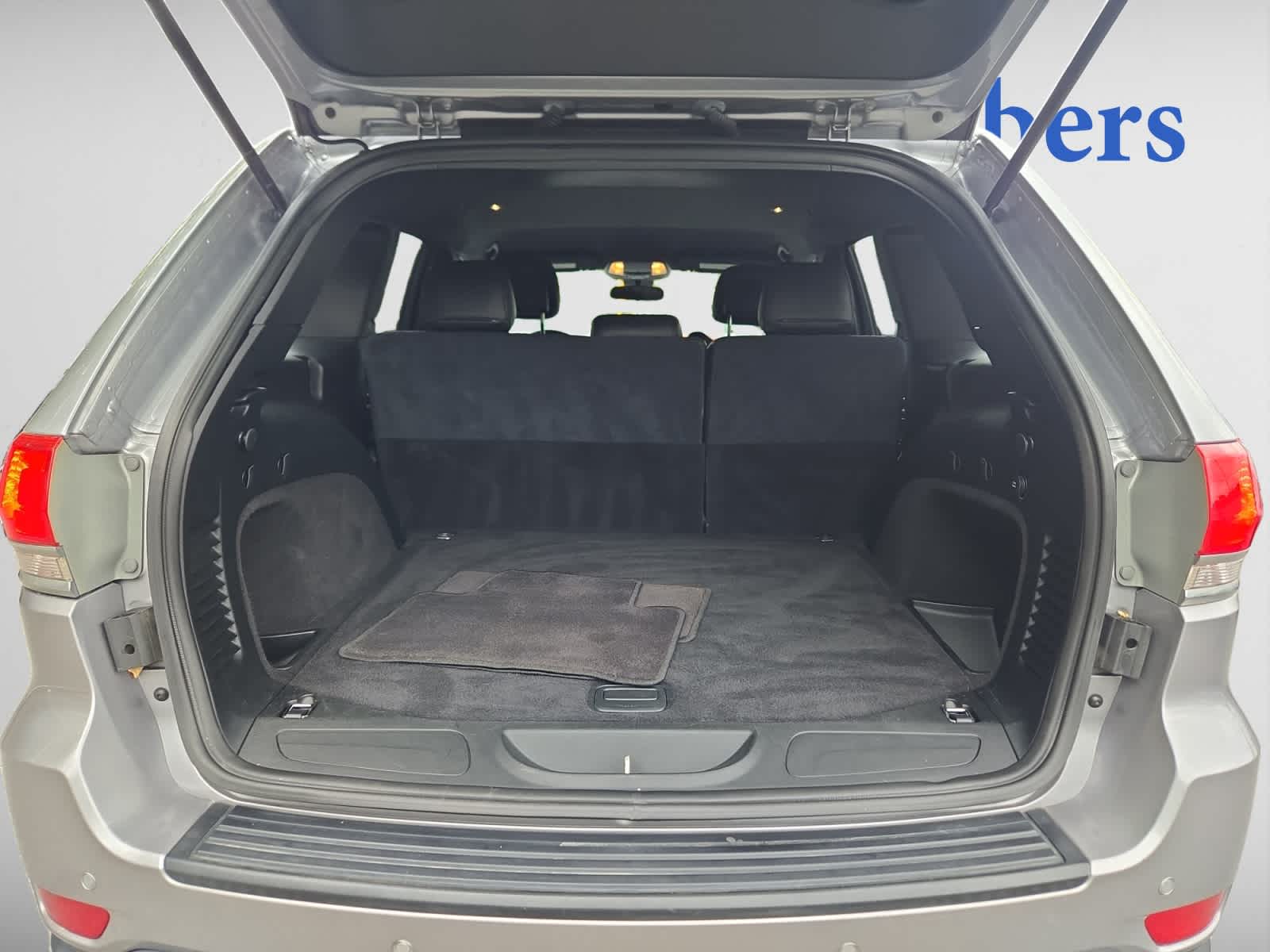 used 2018 Jeep Grand Cherokee car, priced at $18,497