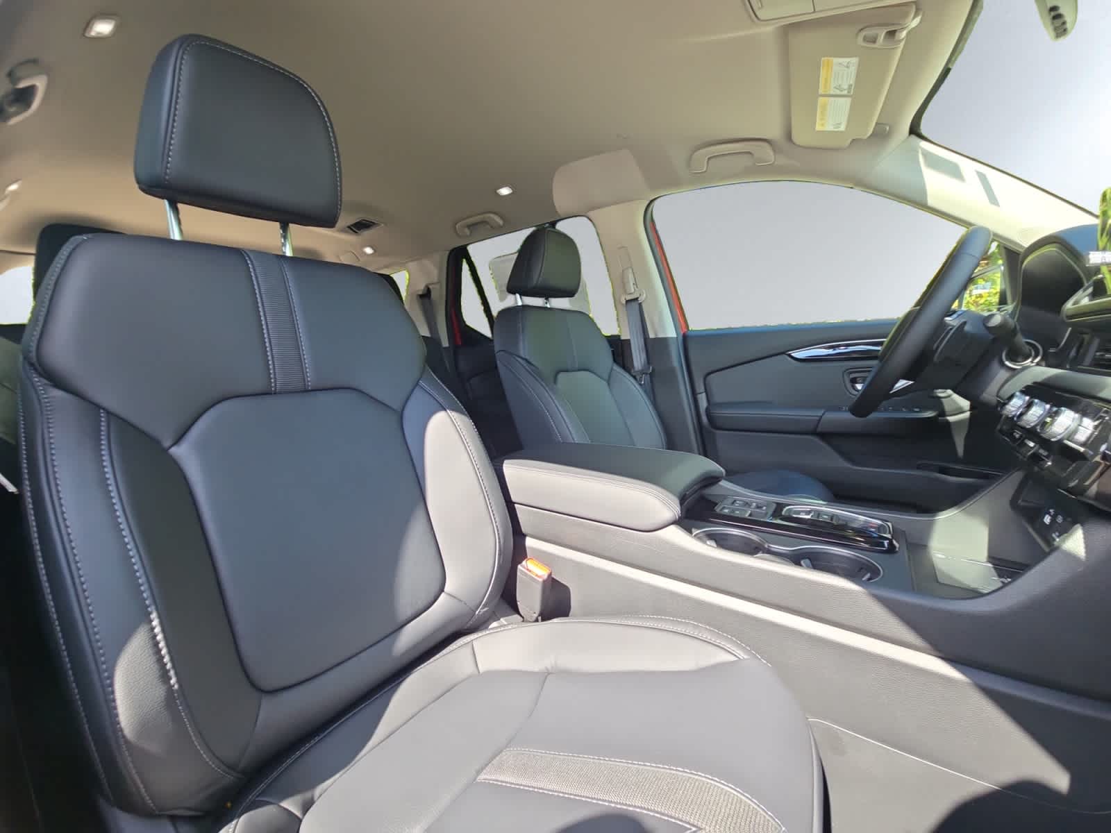 new 2025 Honda Pilot car