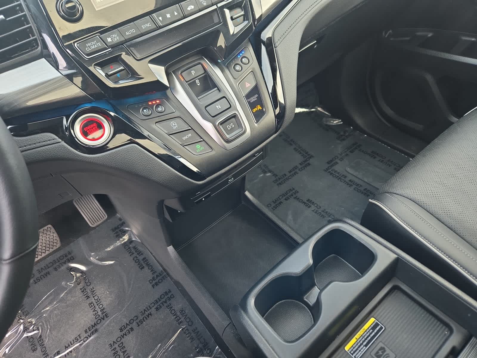 used 2024 Honda Odyssey car, priced at $42,998