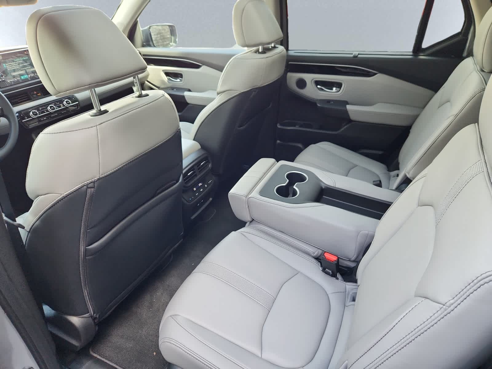 new 2025 Honda Pilot car
