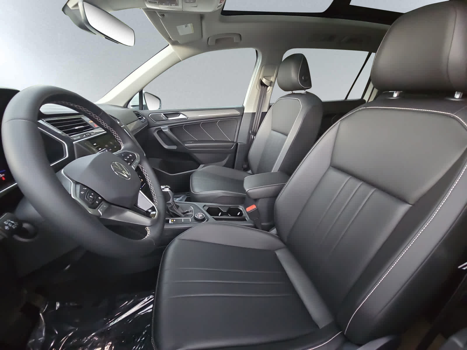 used 2022 Volkswagen Tiguan car, priced at $23,197