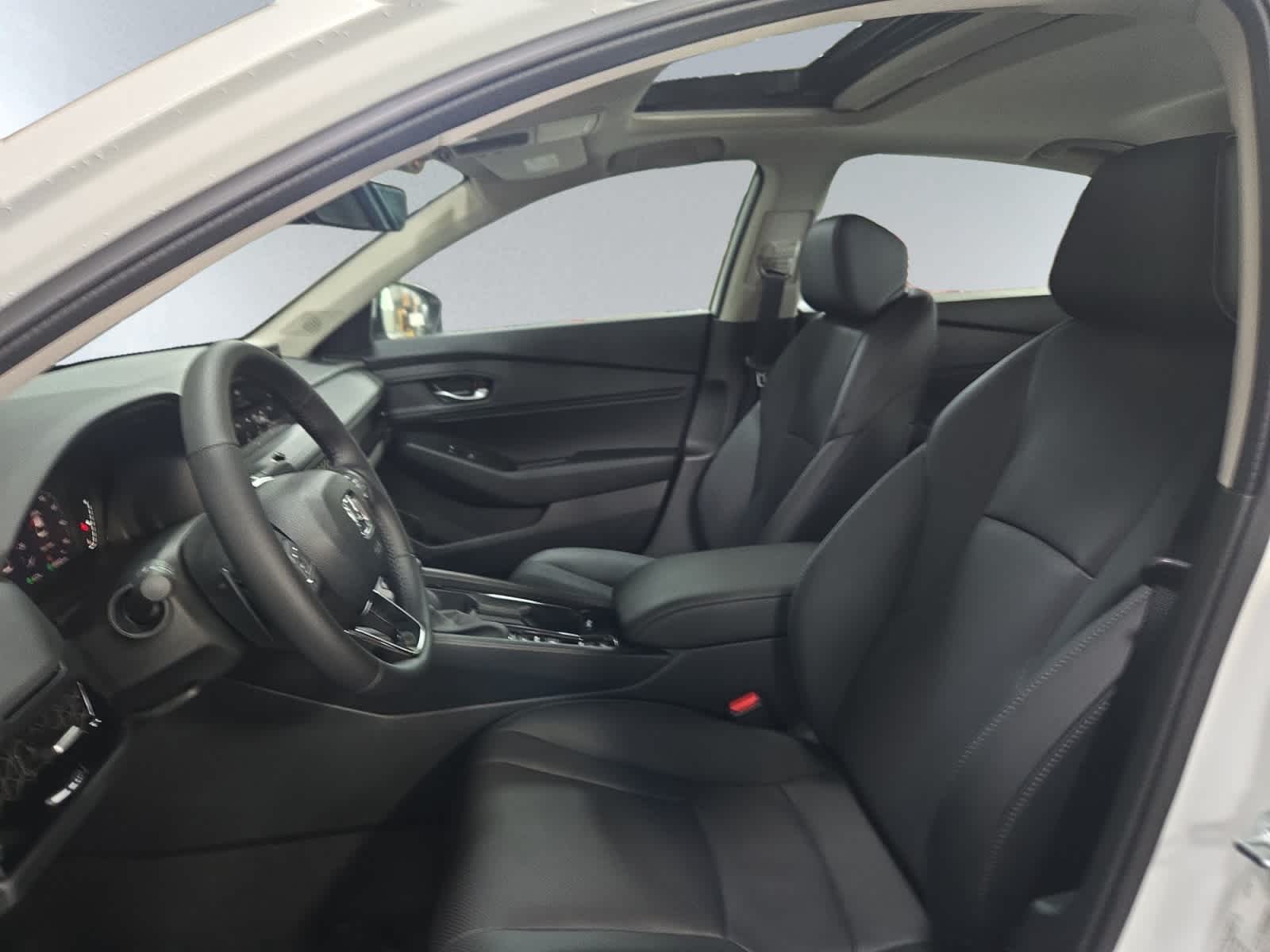 new 2025 Honda Accord Hybrid car