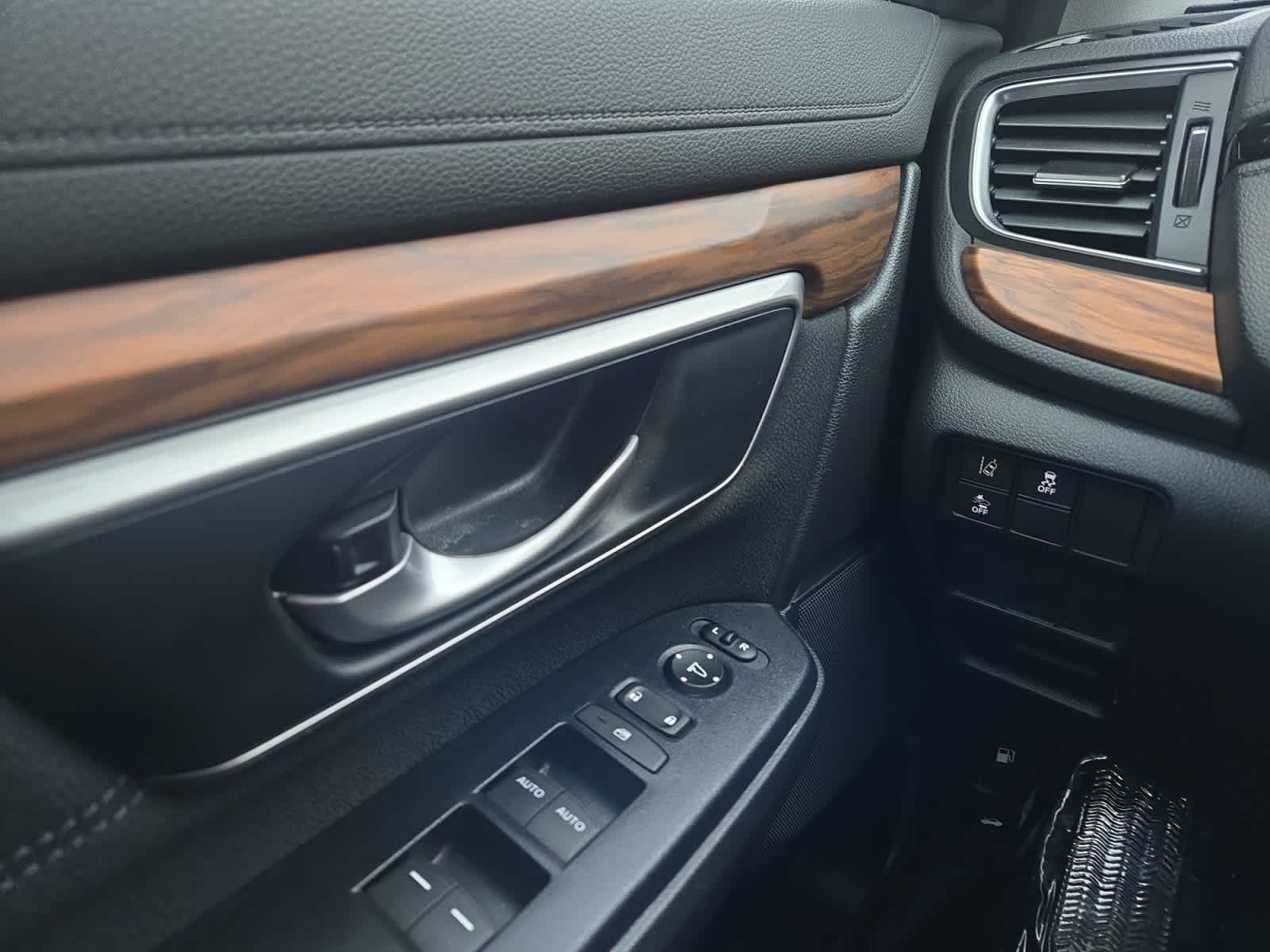 used 2022 Honda CR-V car, priced at $27,498