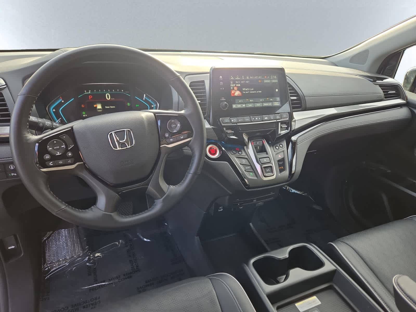 used 2024 Honda Odyssey car, priced at $42,998