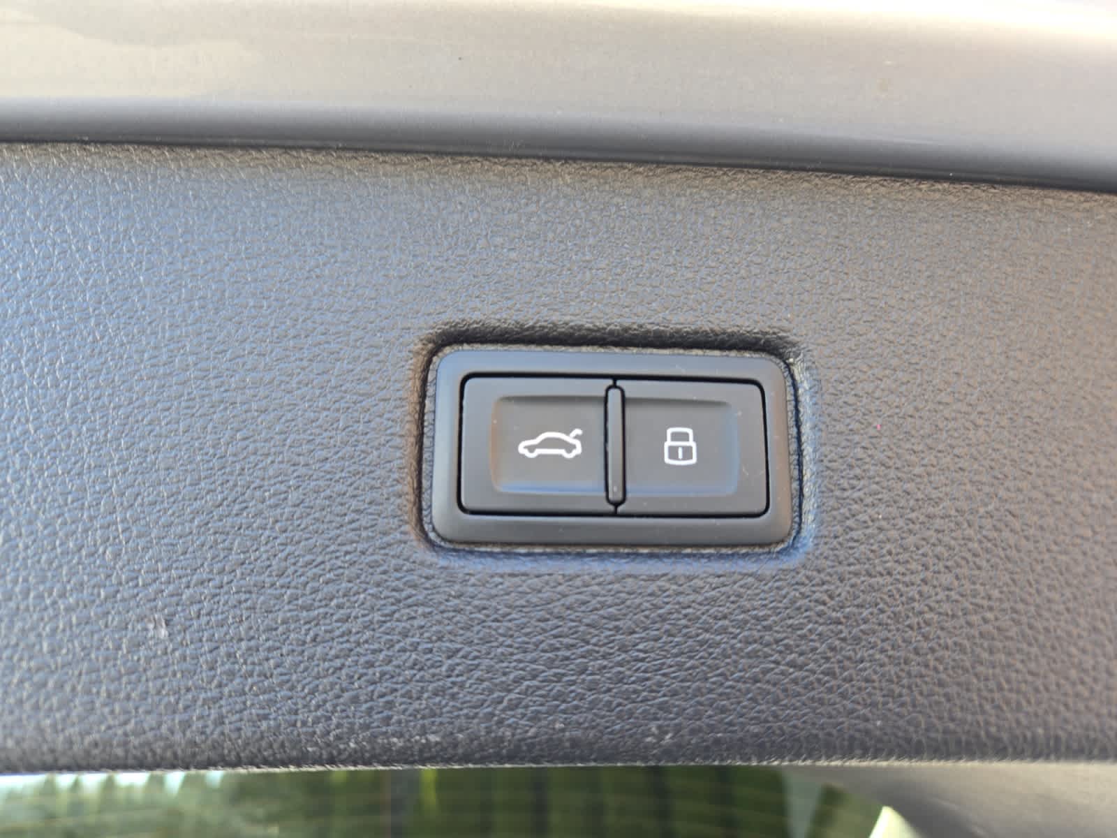 used 2022 Audi Q7 car, priced at $36,998