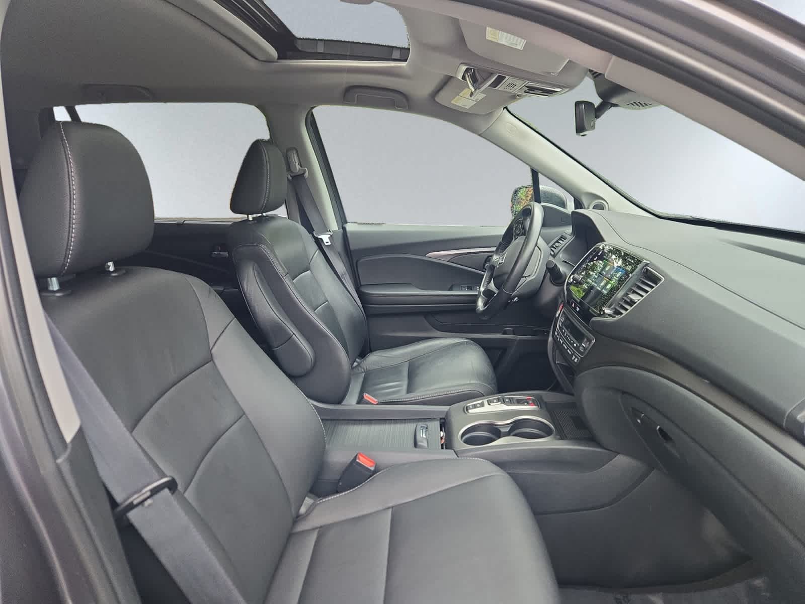 used 2022 Honda Pilot car, priced at $33,497