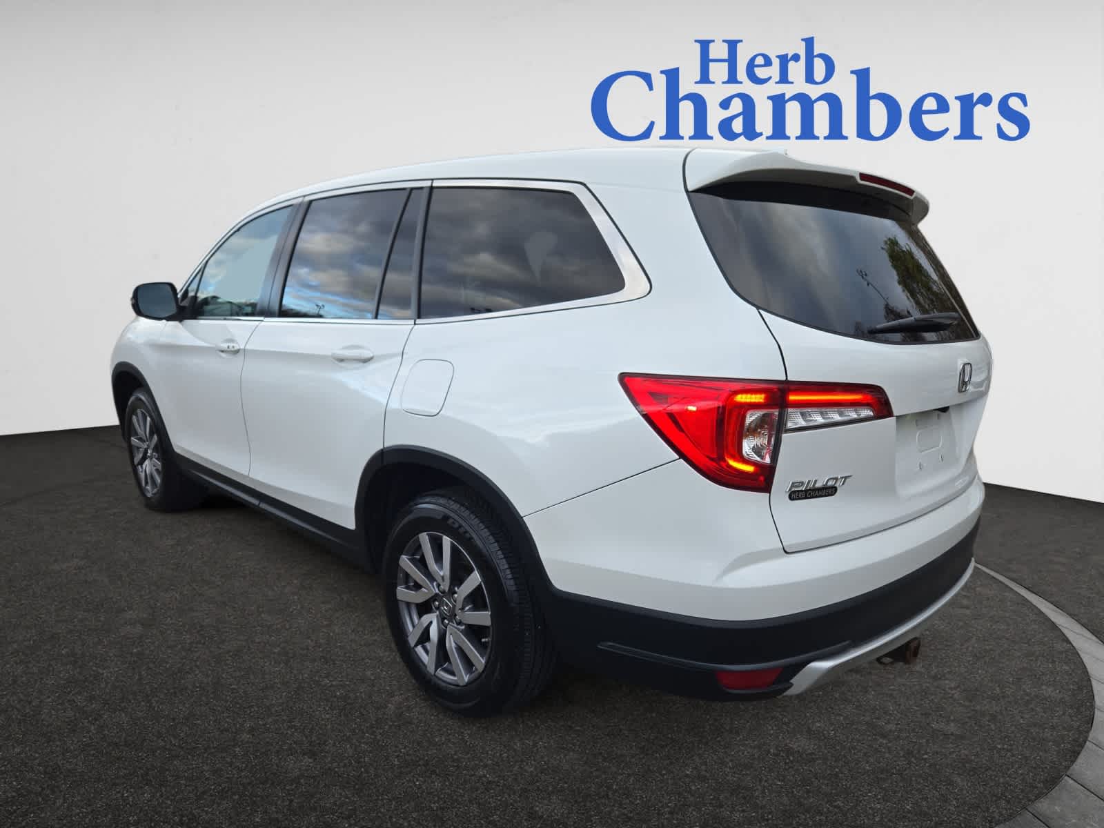 used 2021 Honda Pilot car, priced at $27,498