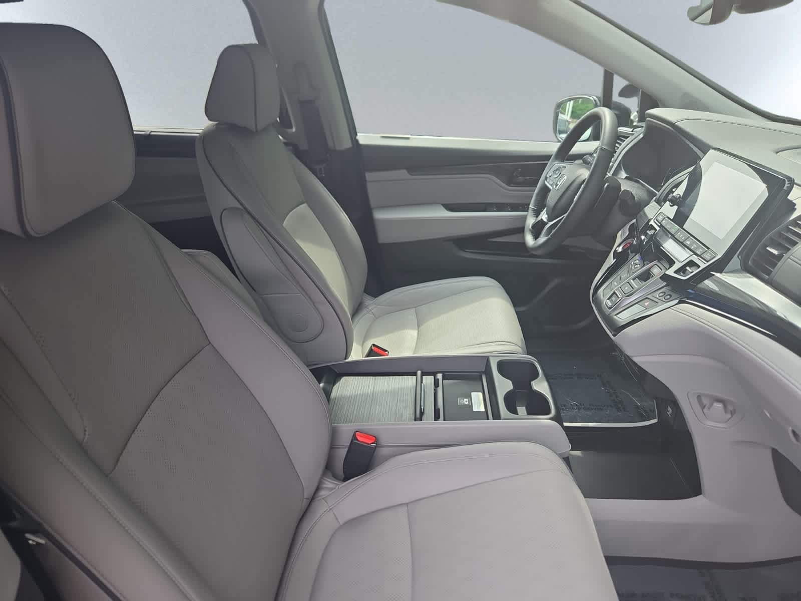 used 2023 Honda Odyssey car, priced at $42,397