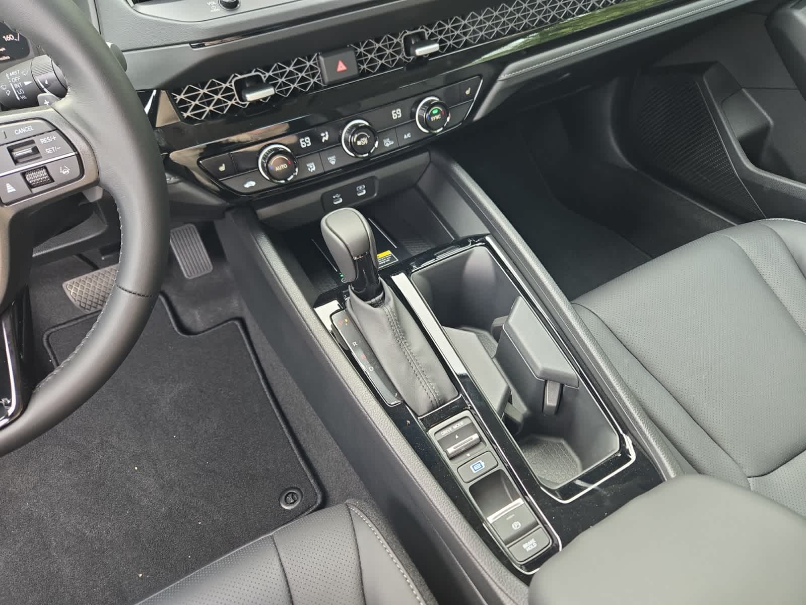 new 2025 Honda Accord Hybrid car
