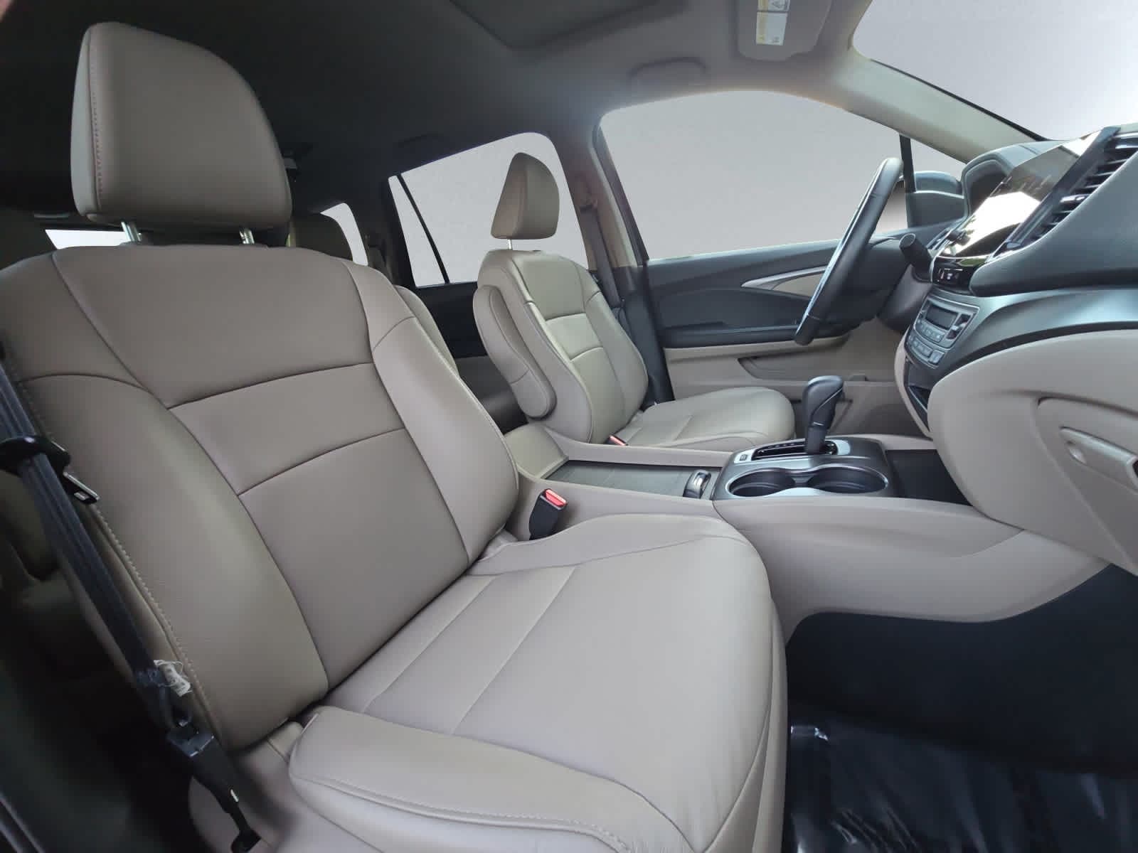 used 2020 Honda Pilot car, priced at $30,497
